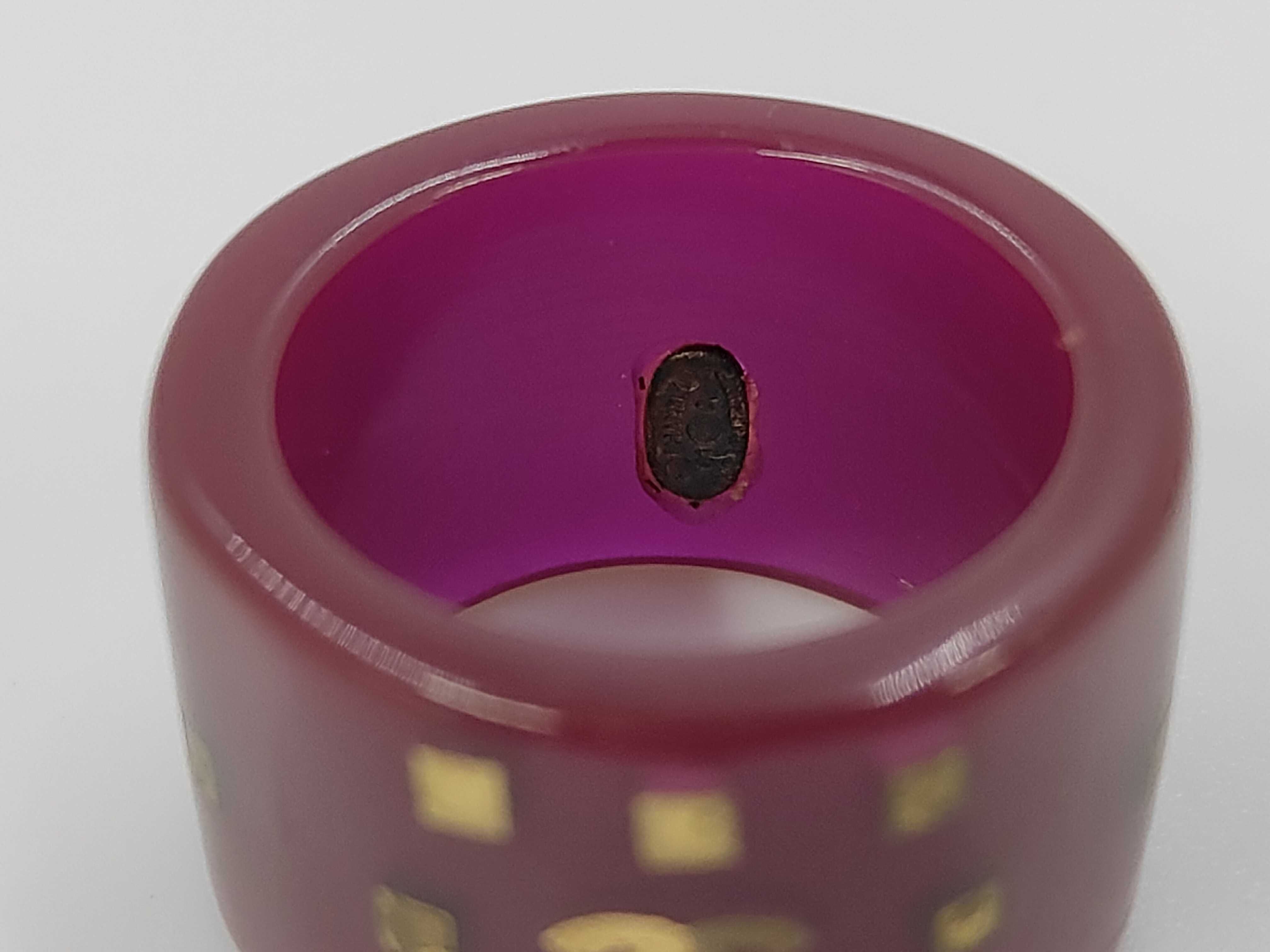 Coco Mark Plastic Ring (Brown) — view 5