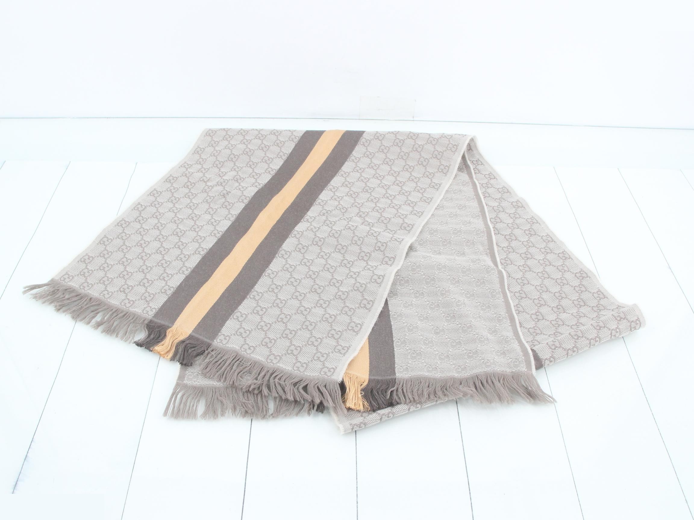 Stole — view 2