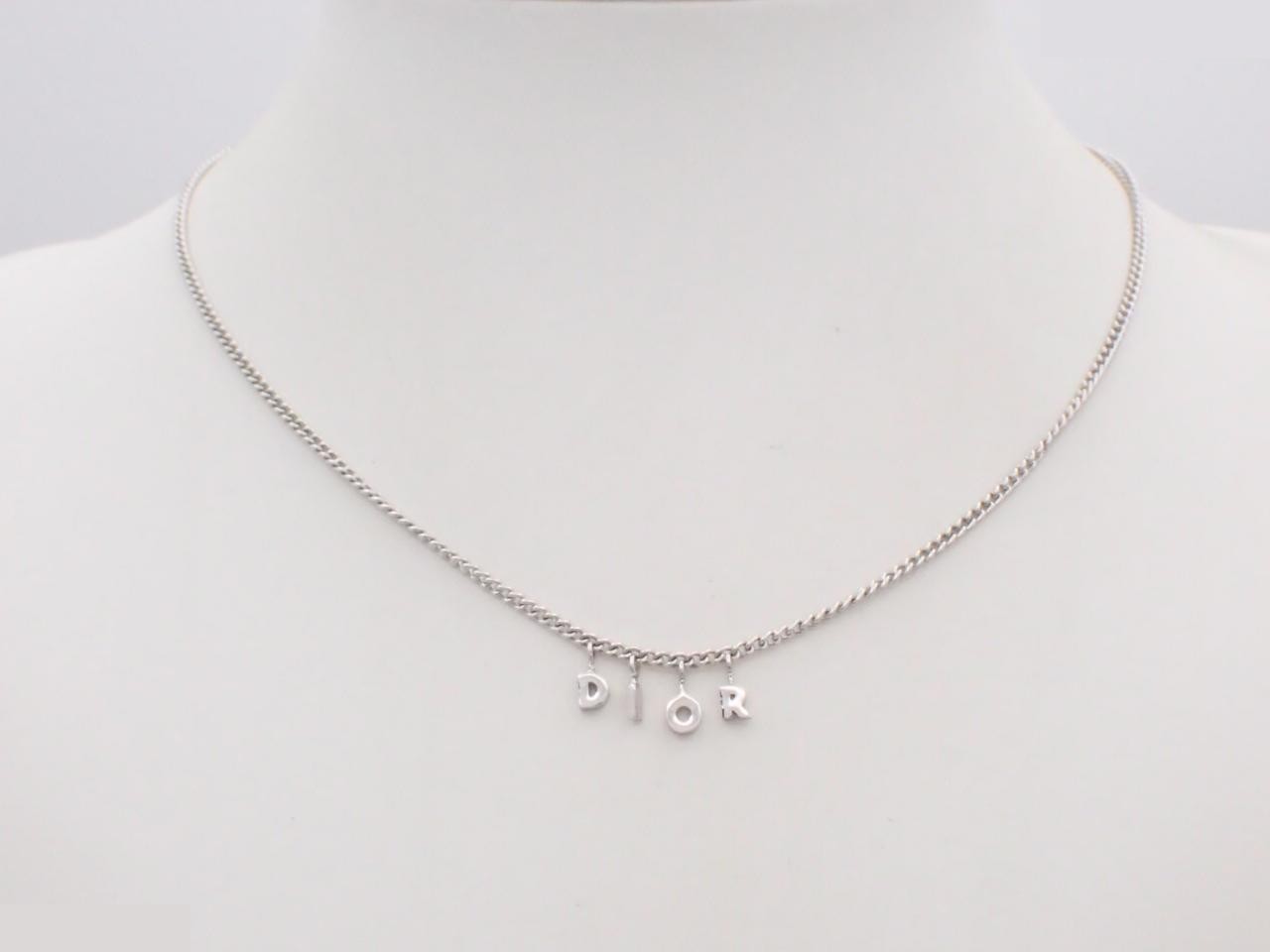 Other lines: Precious metal necklace, logo charm, silver, chain approximately 42cm — view 3