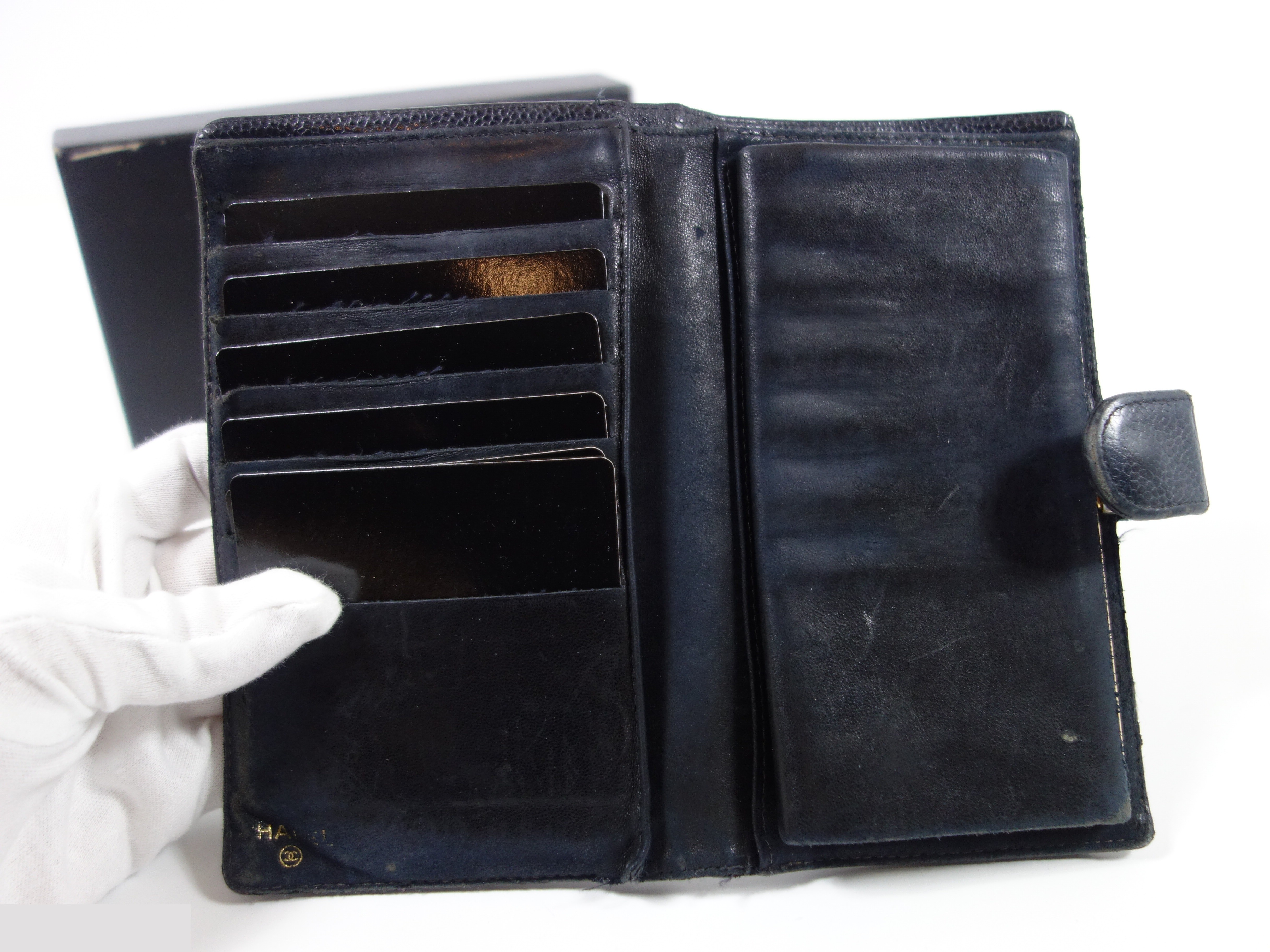 Caviar skin (bags) and wallets — view 4