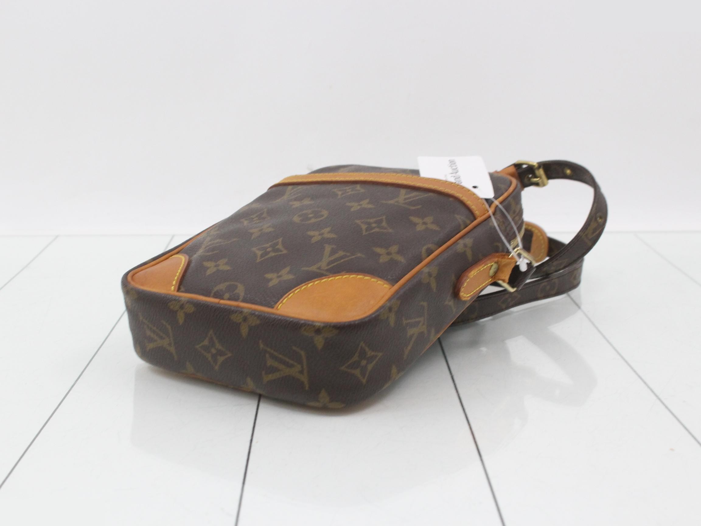 Monogram Danube AR1000 — view 6