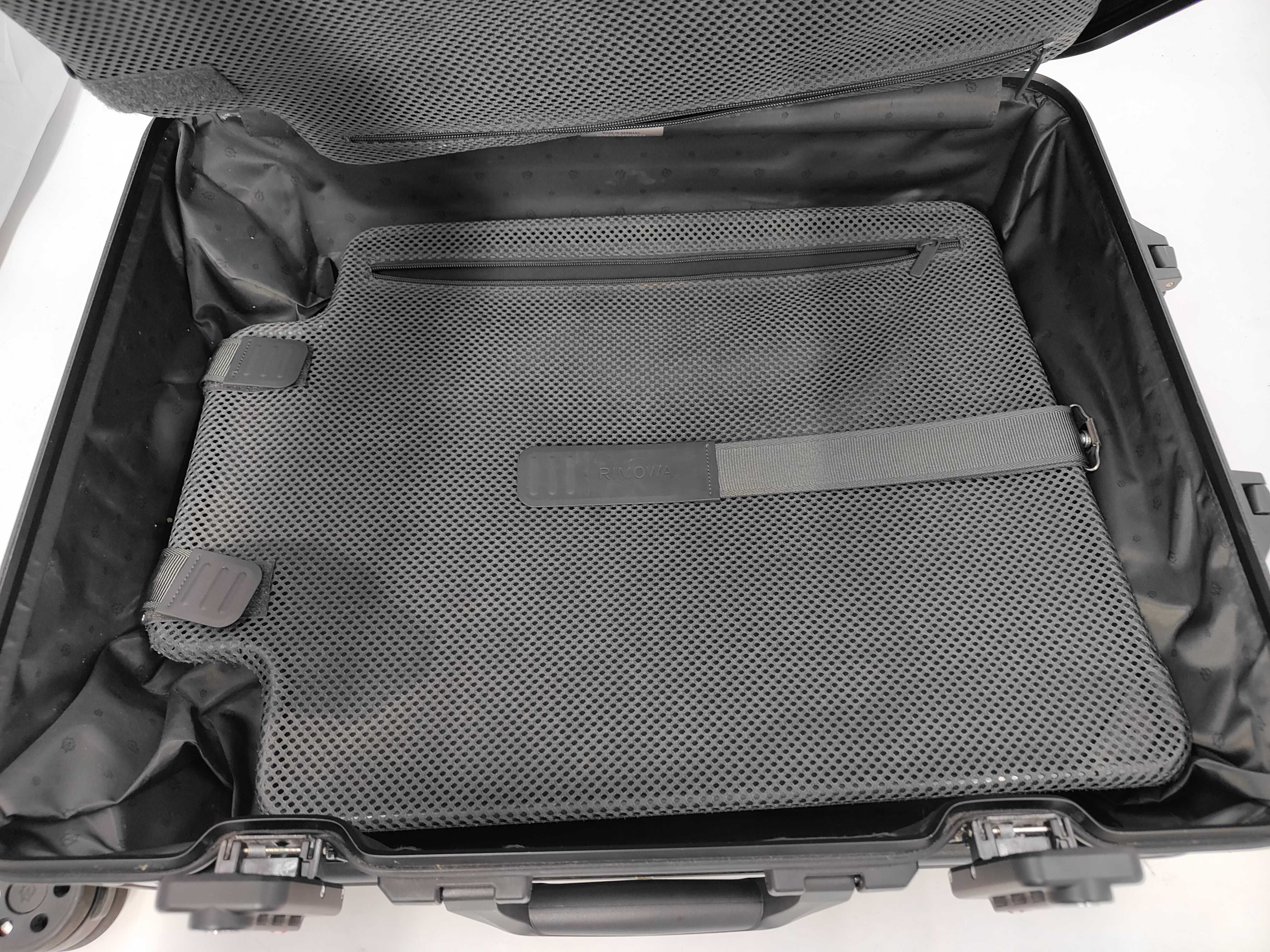 Salsa Carry-on Suitcase, Black, 614 Combination Lock, Carry Bag — view 9
