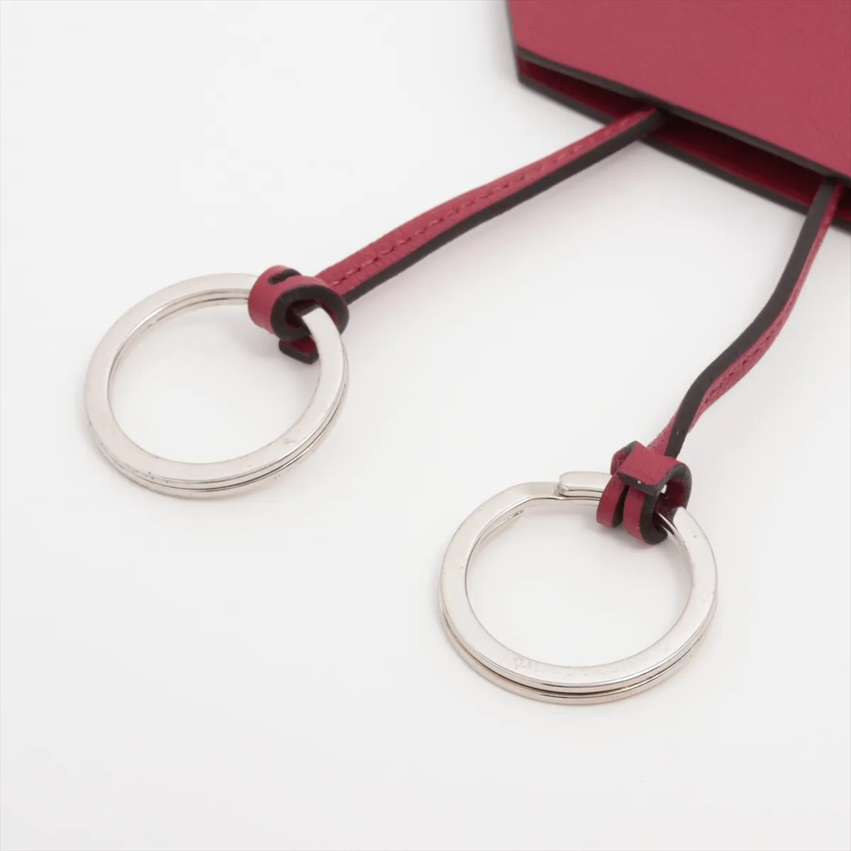 Crochette X stamp: 2016 Necklace Leather Brick — view 3