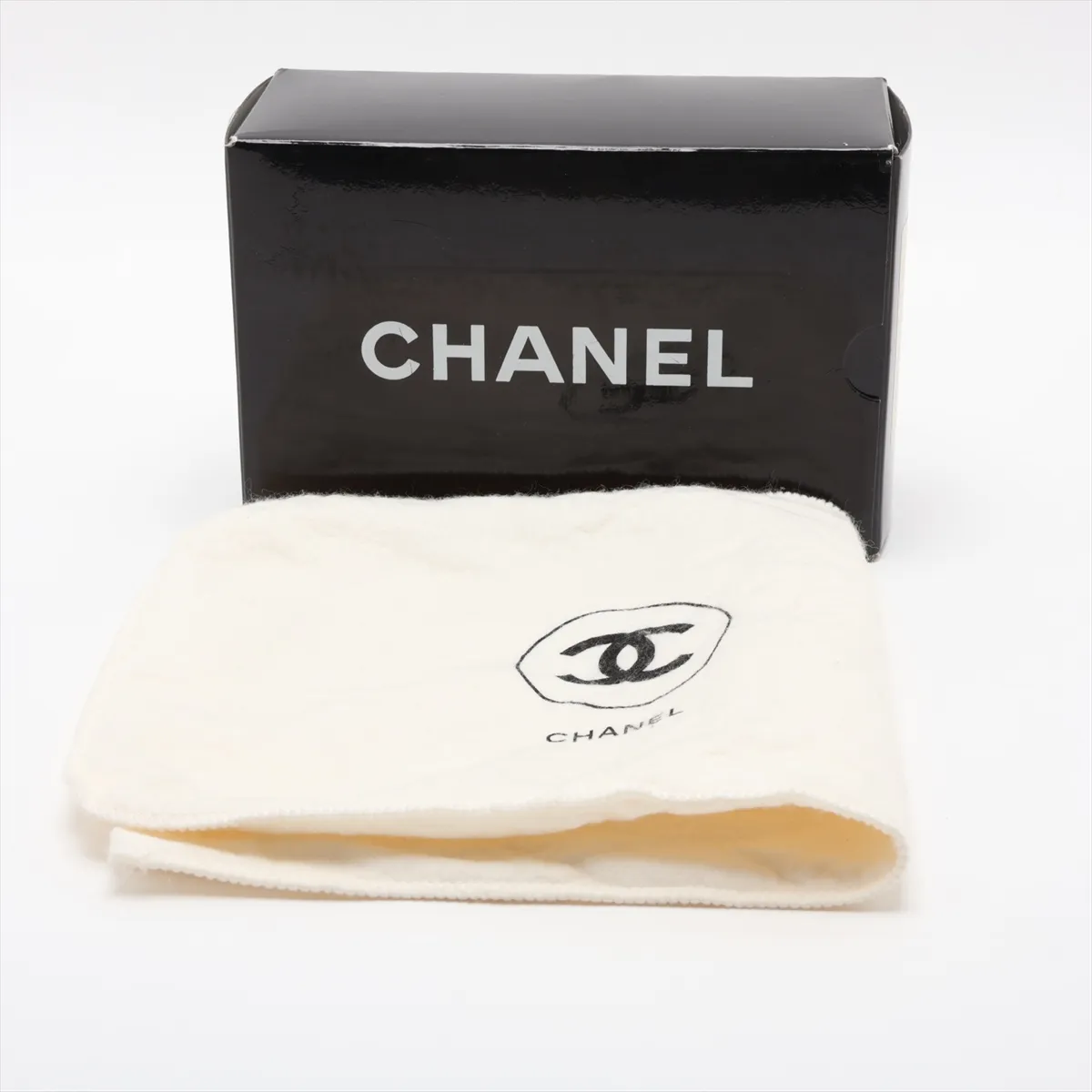 Bicolore Lambskin Waist Pouch, White with Gold Hardware — view 9
