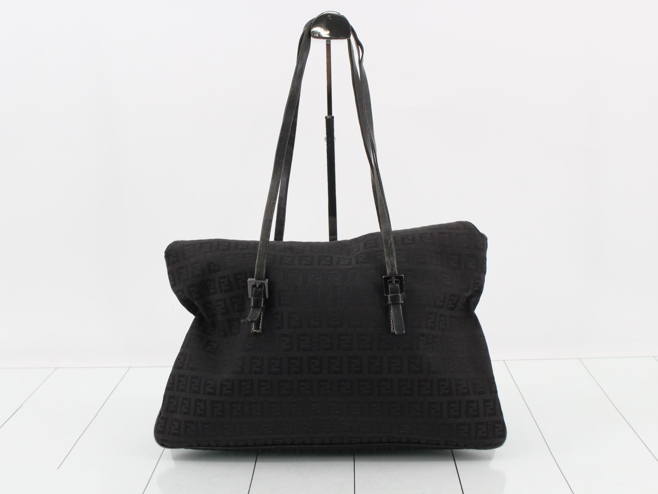 Zucchino Shoulder Bag — view 2