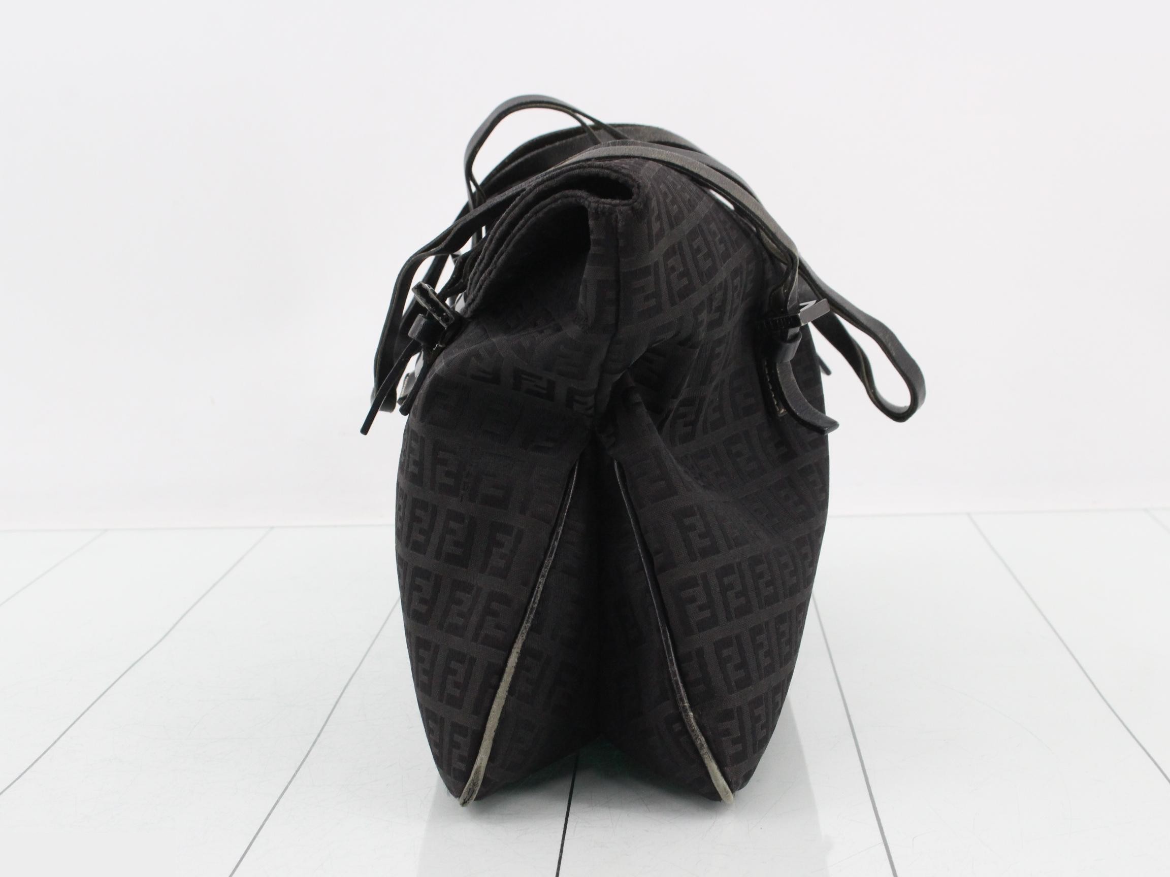 Zucchino Shoulder Bag — view 3
