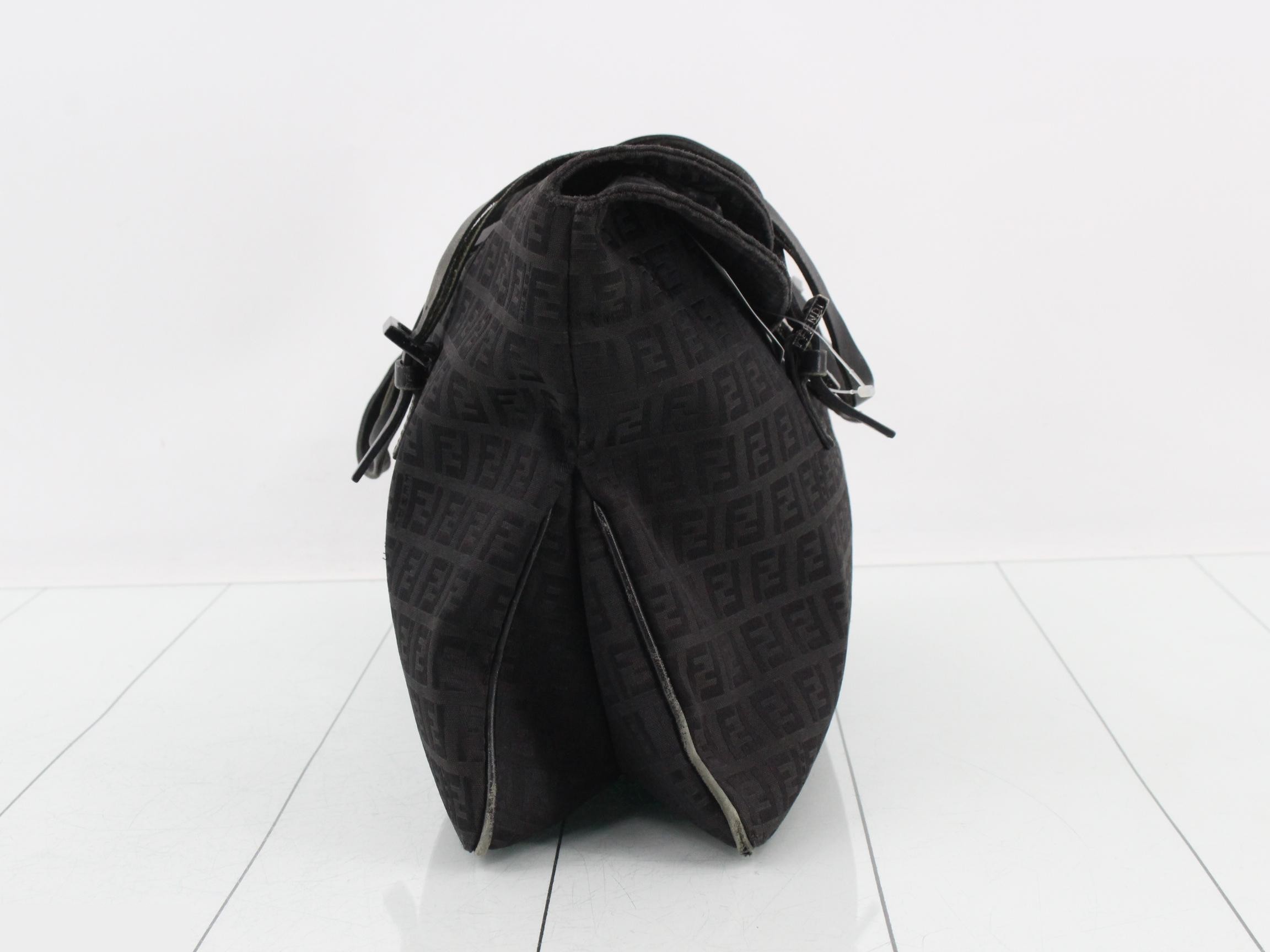 Zucchino Shoulder Bag — view 4