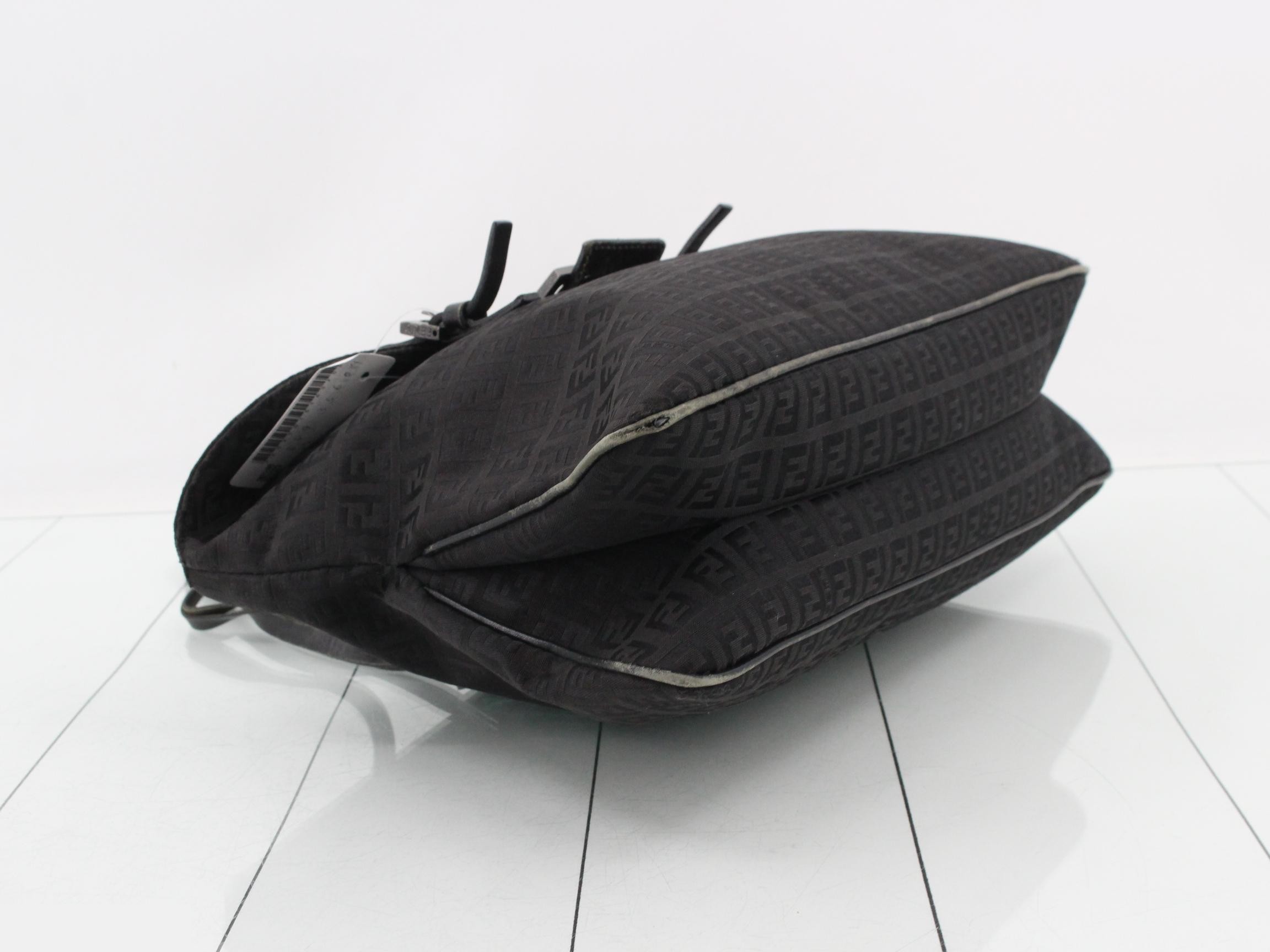 Zucchino Shoulder Bag — view 5