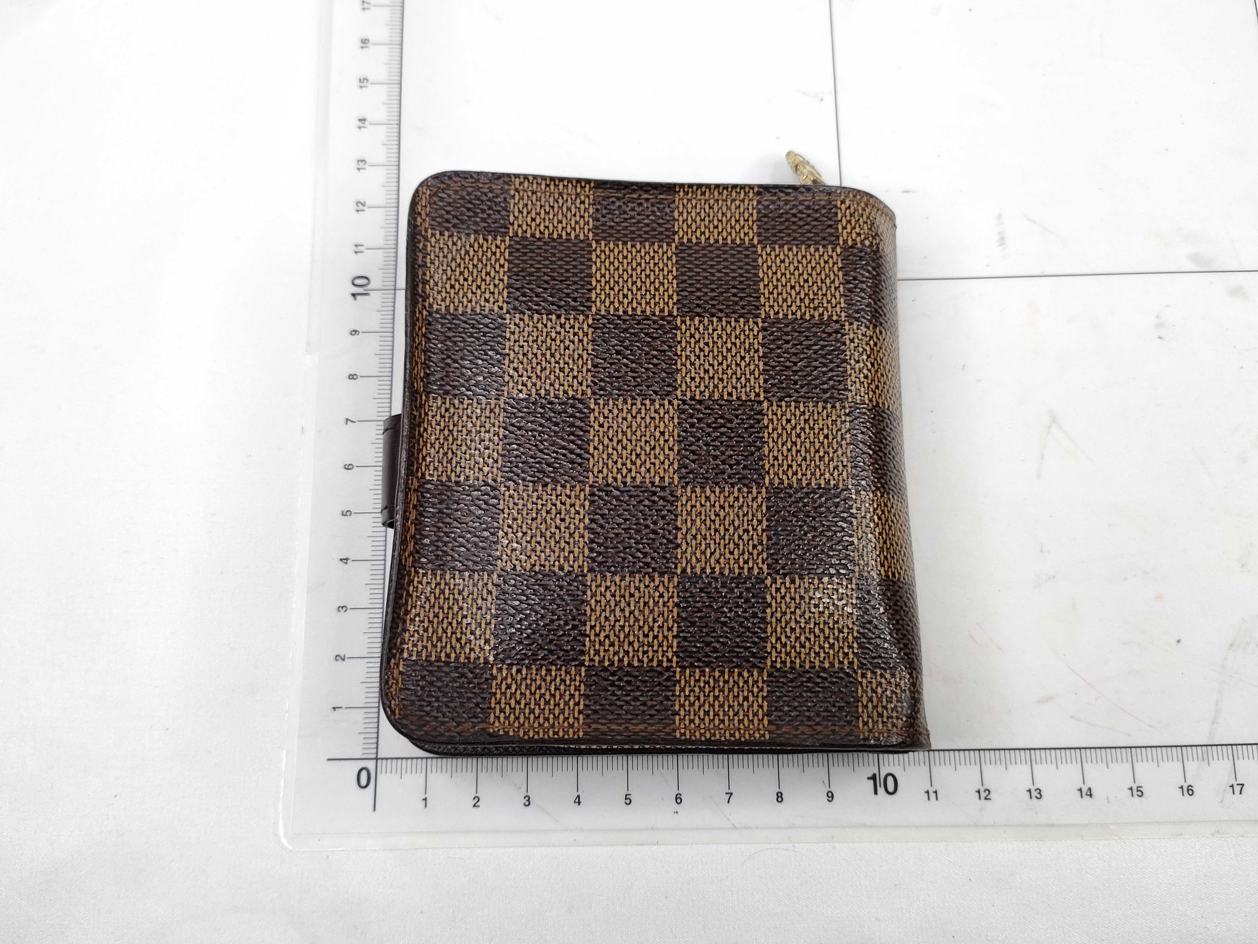 Damier LV Damier Compact Zip Wallet — view 2