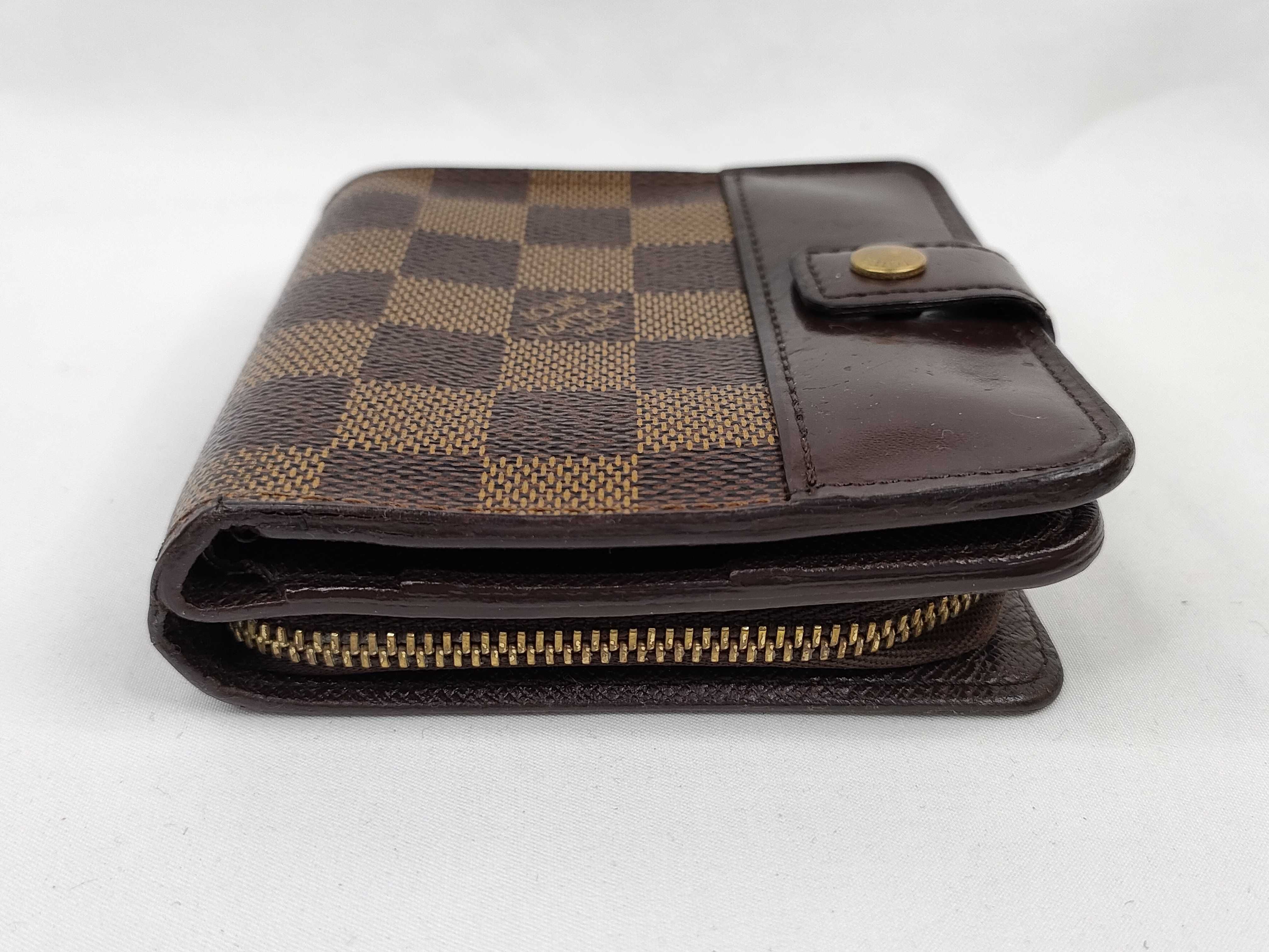 Damier LV Damier Compact Zip Wallet — view 4