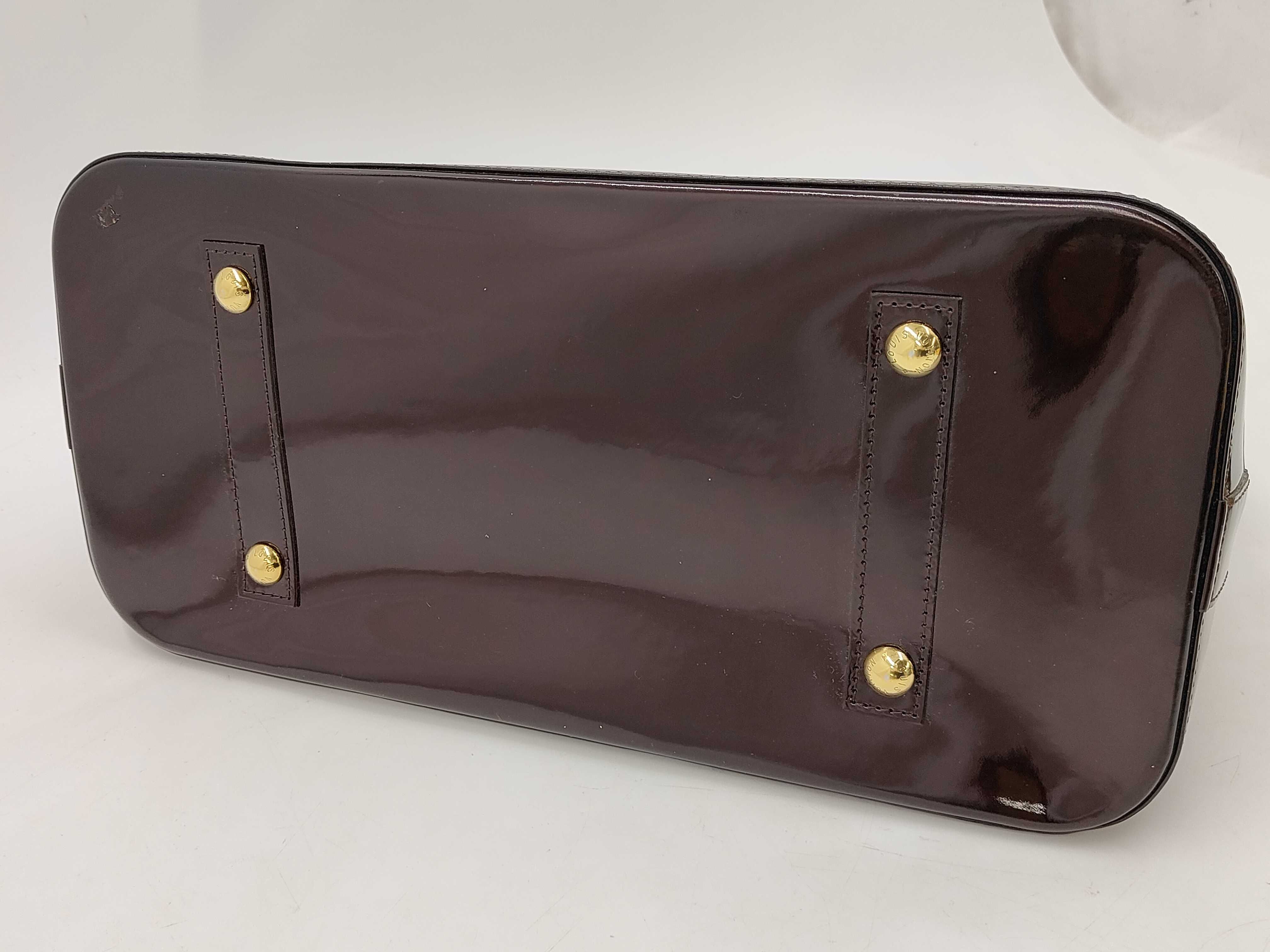 ID- Vernis Alma GM M93595 Brown Handbag — view 3