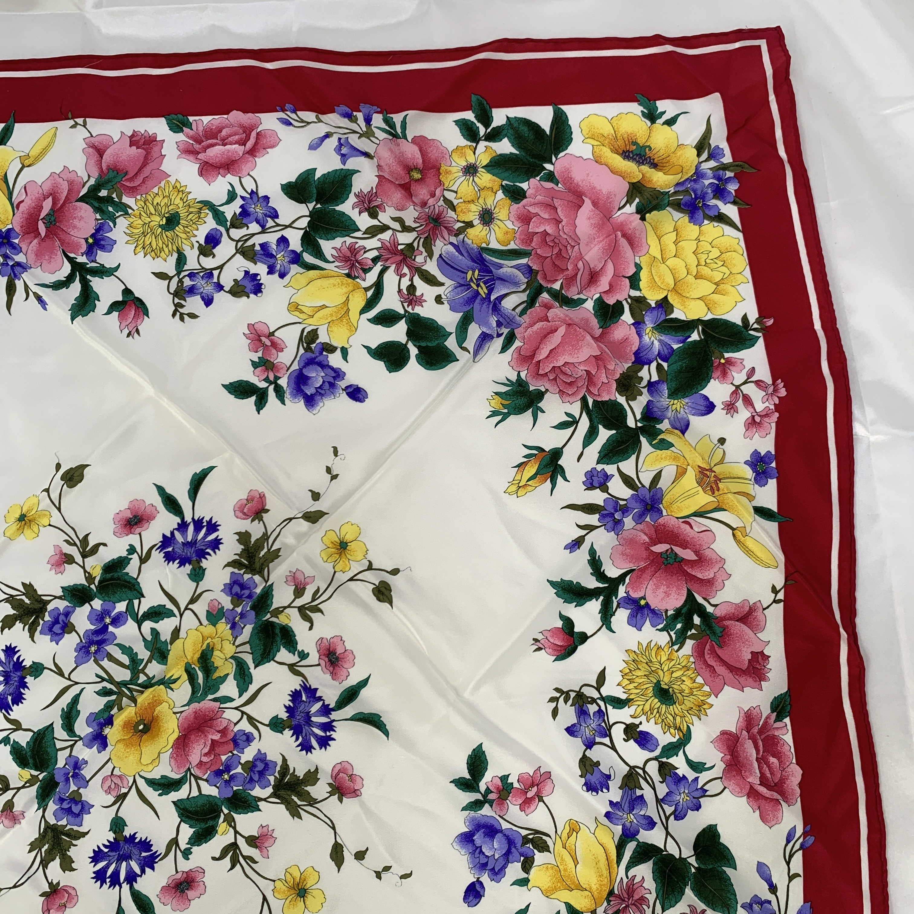 scarves and other accessories — view 4