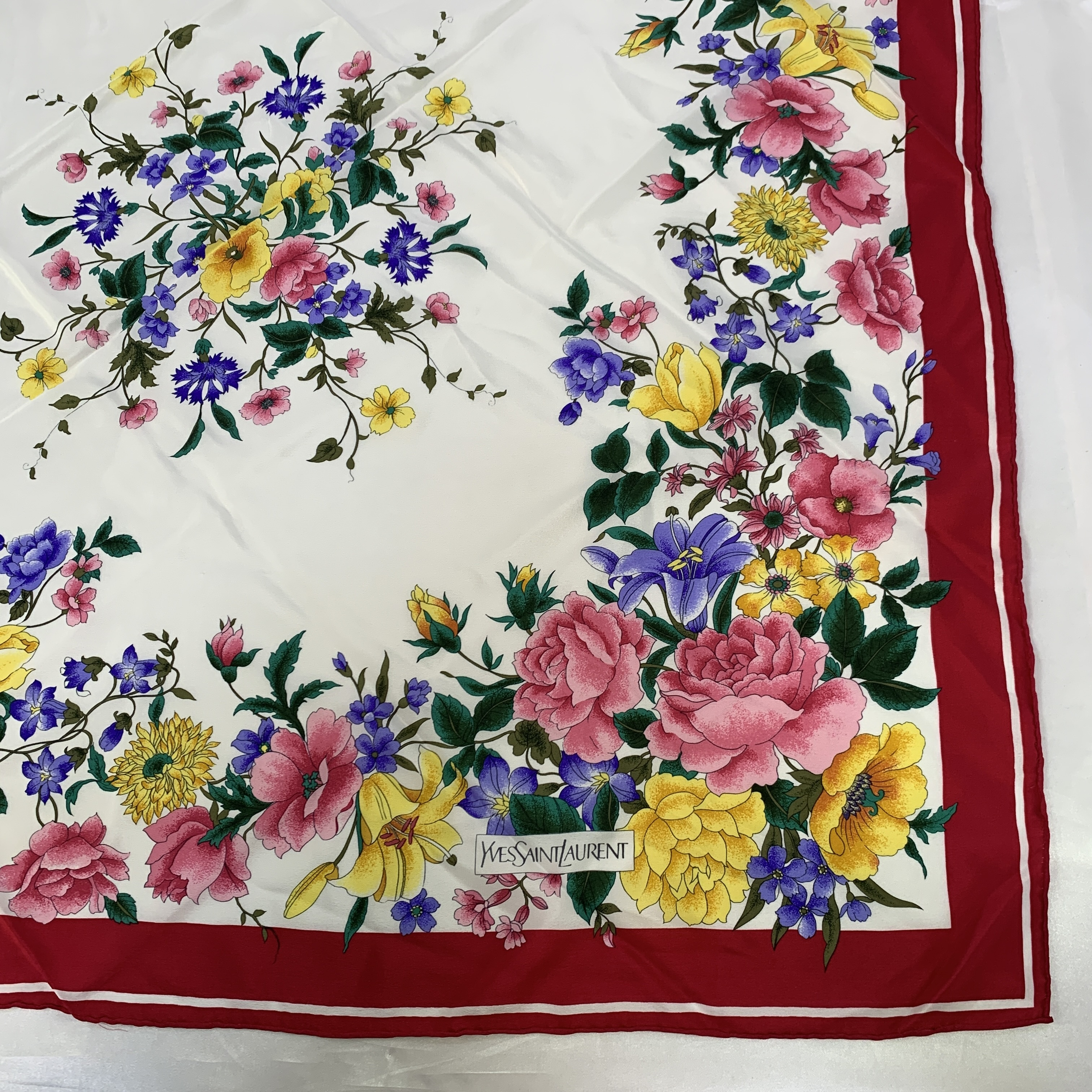 scarves and other accessories — view 6