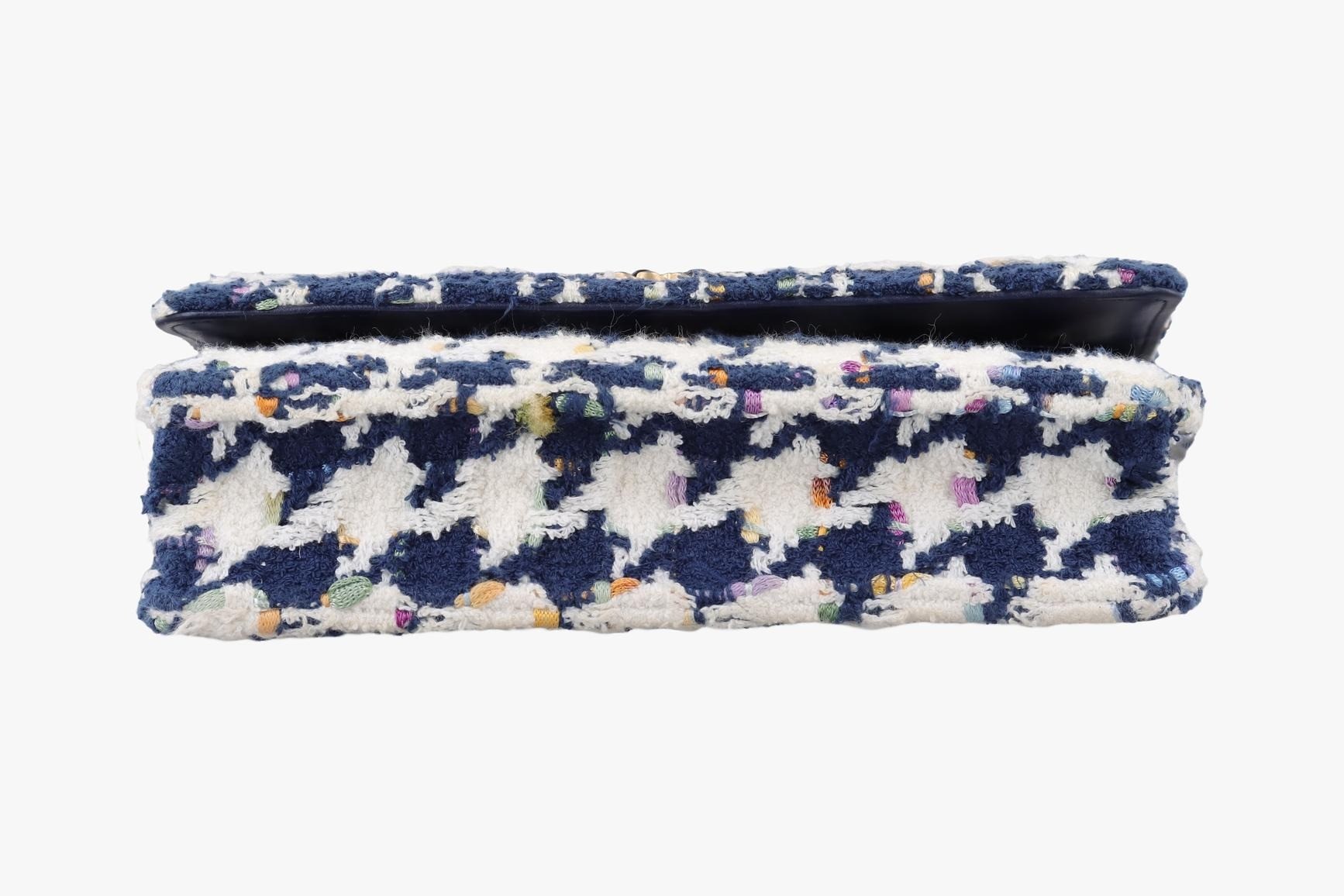 19 Flap Houndstooth Fabric White x Navy — view 3