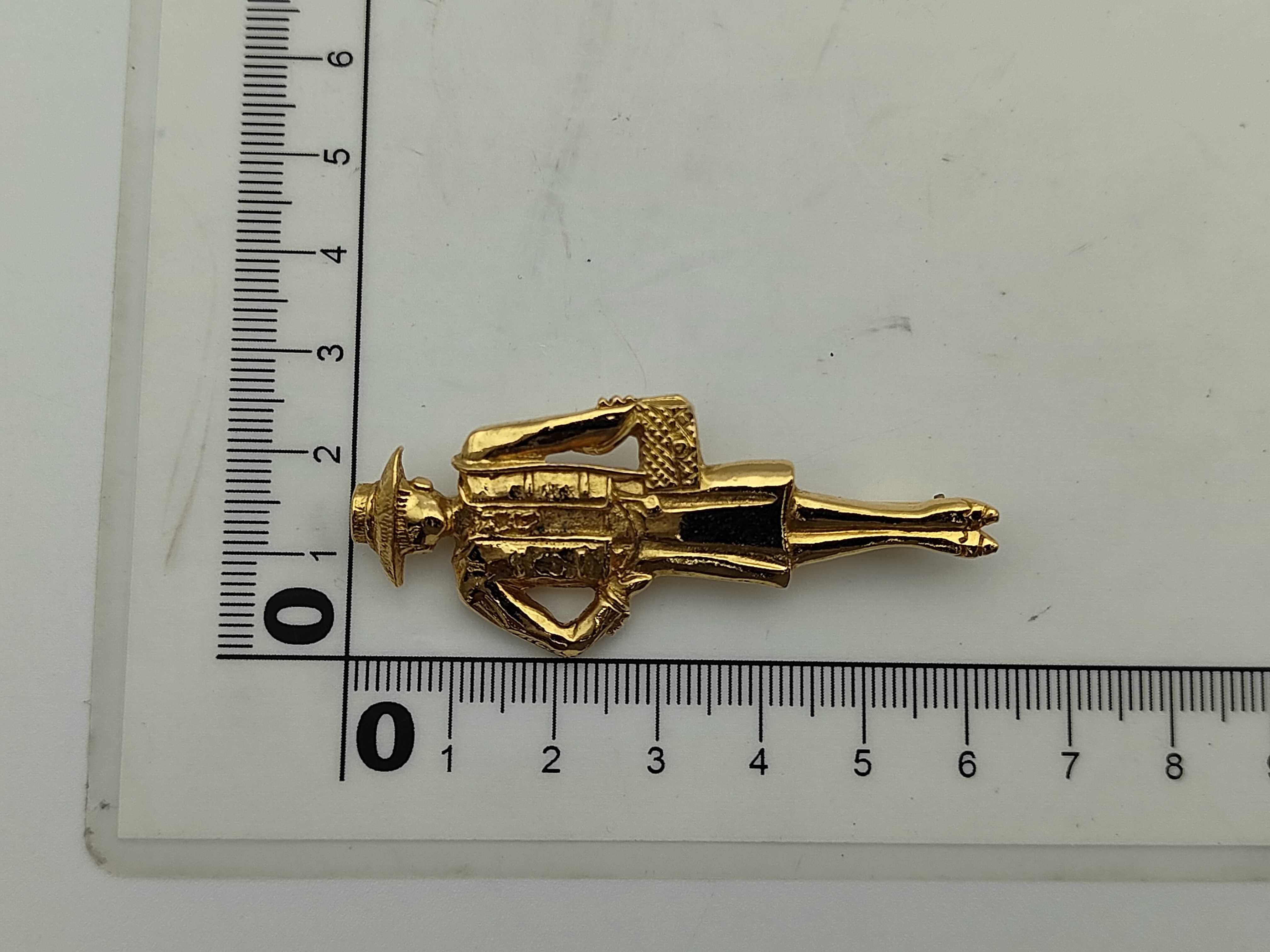 Mademoiselle Brooch — view 6