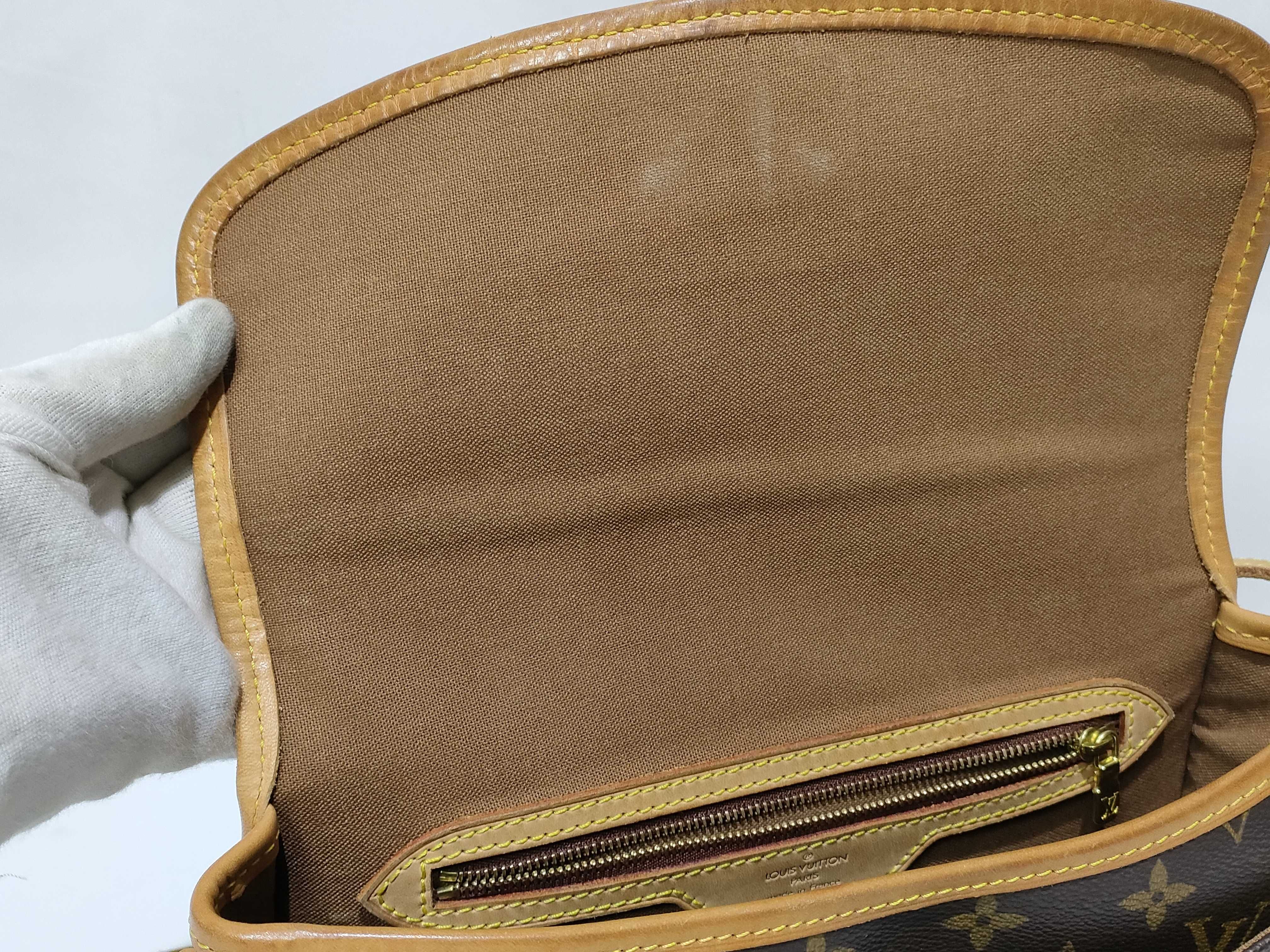 M42250 Sologne Shoulder Bag — view 11