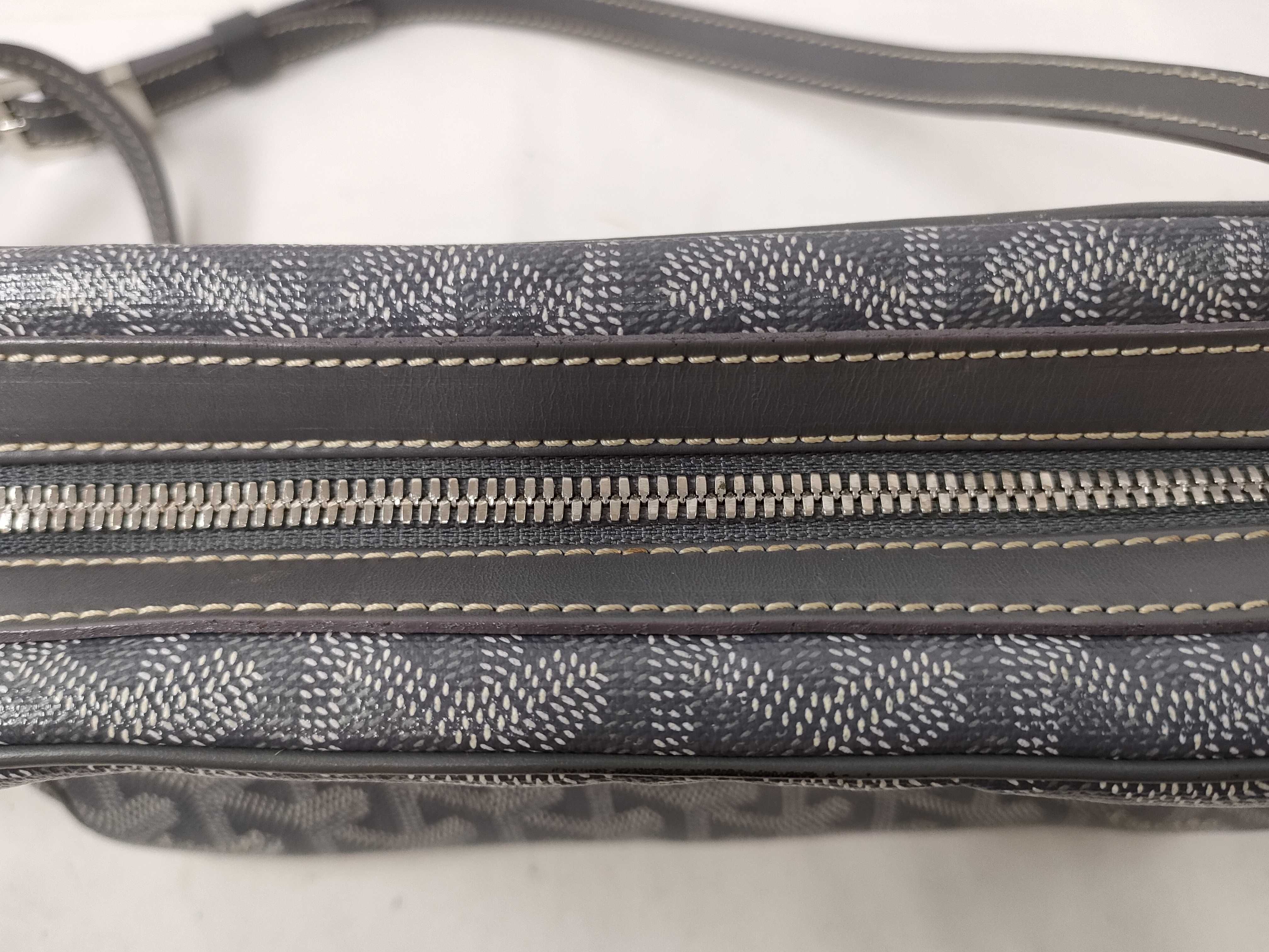 Cup Vert PM Grey Shoulder Bag — view 3