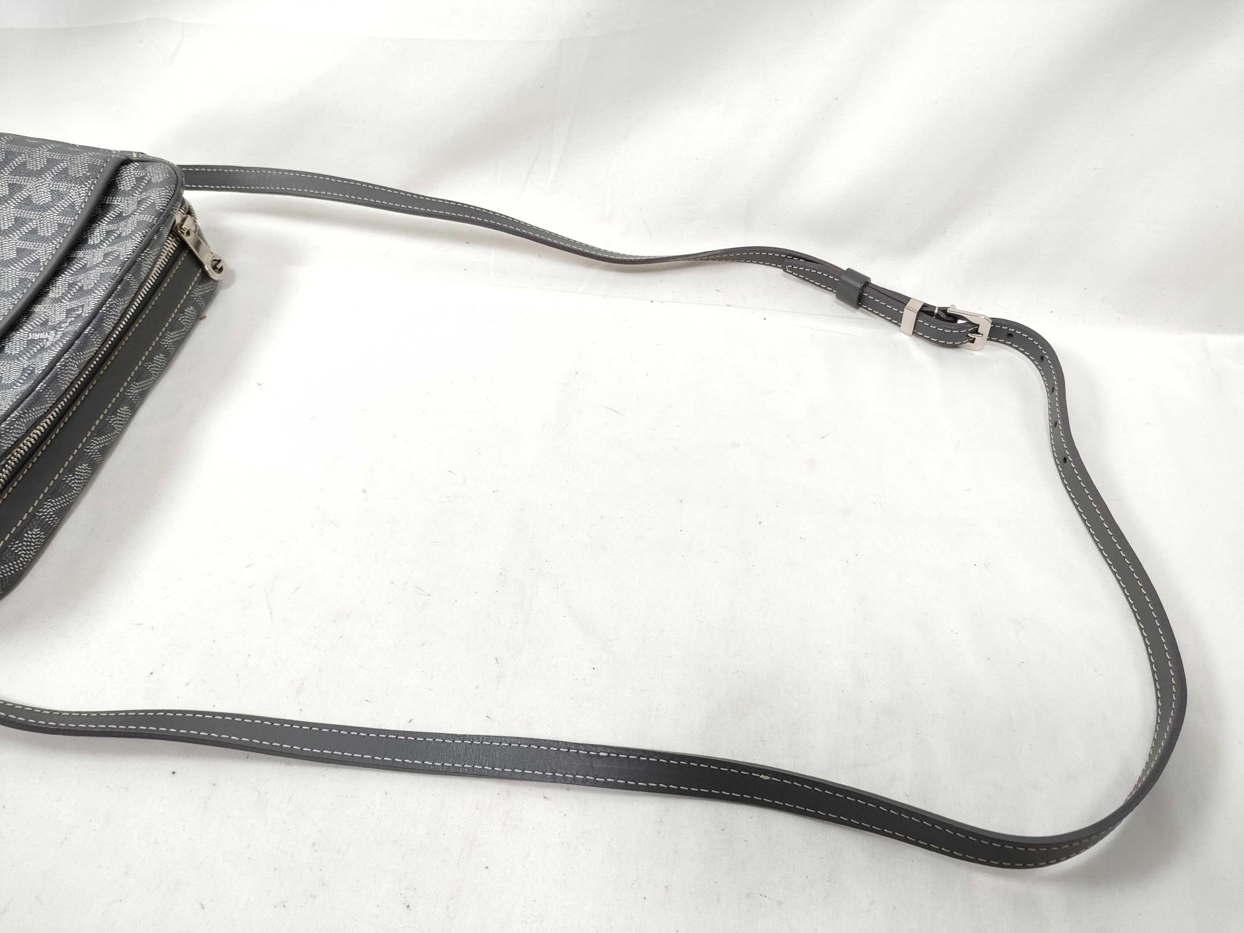 Cup Vert PM Grey Shoulder Bag — view 8