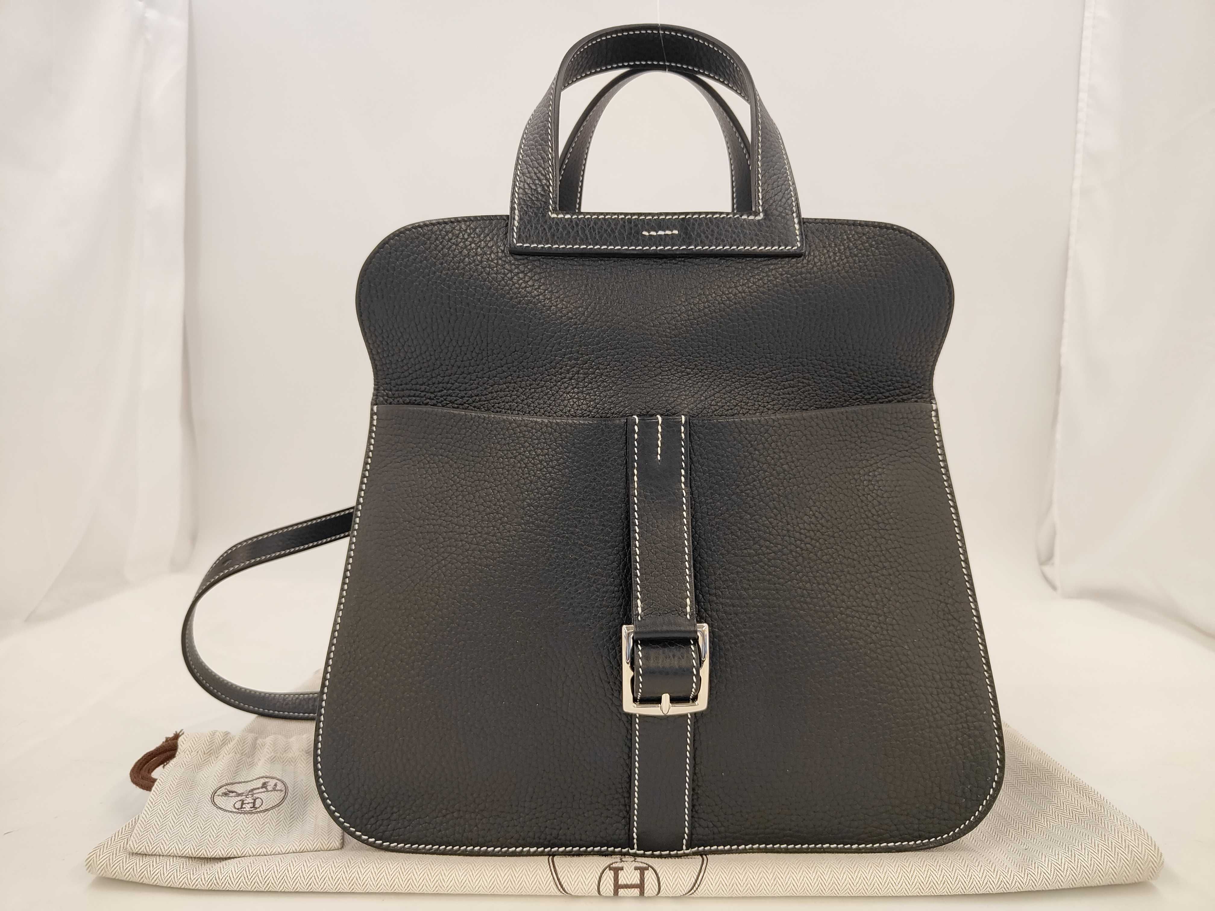 Arzan 31 Taurillon Clemence X-stamp Silver Hardware Shoulder Bag Handbag