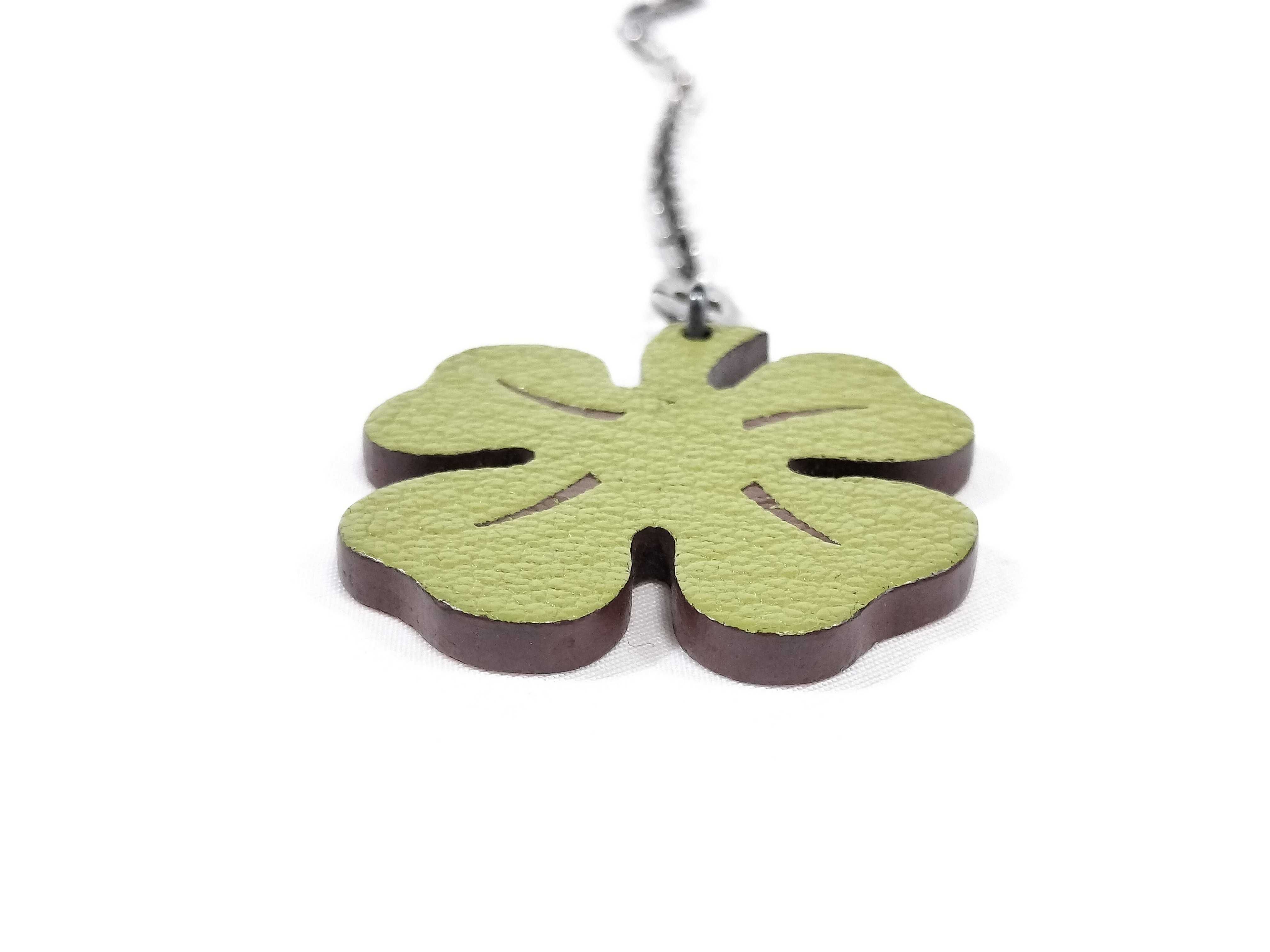 Clover Charm and other accessories — view 3