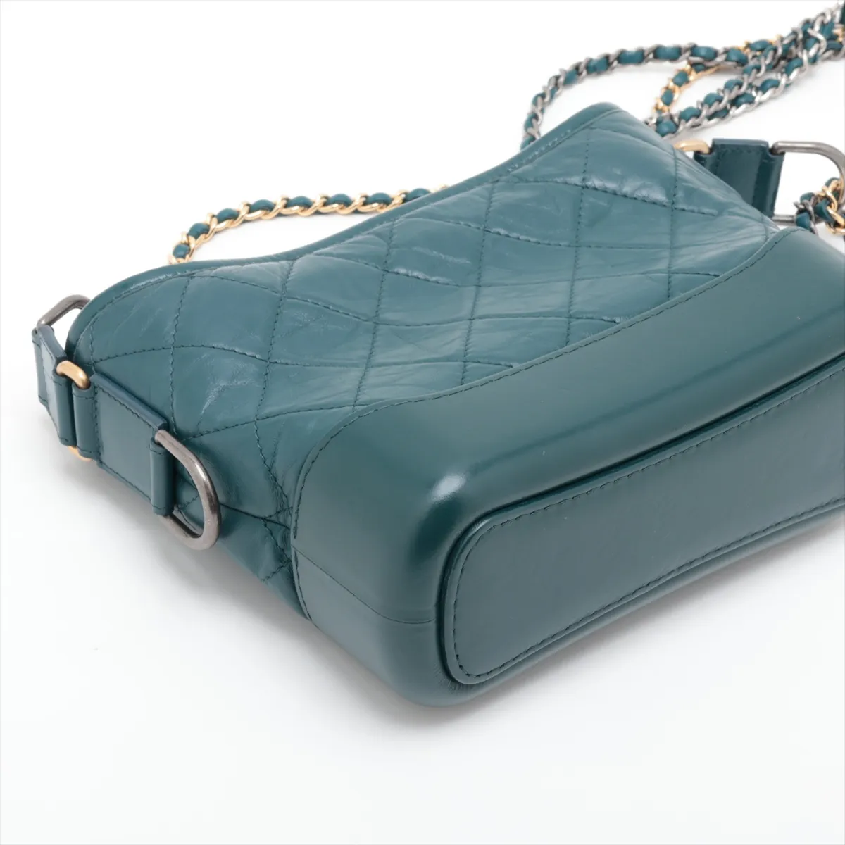Gabrielle de Chanel Vintage Calfskin 2-Way Shoulder Bag, Green with Gold and Silver Hardware, 30547414 (Serial Number in the 30s) — view 4