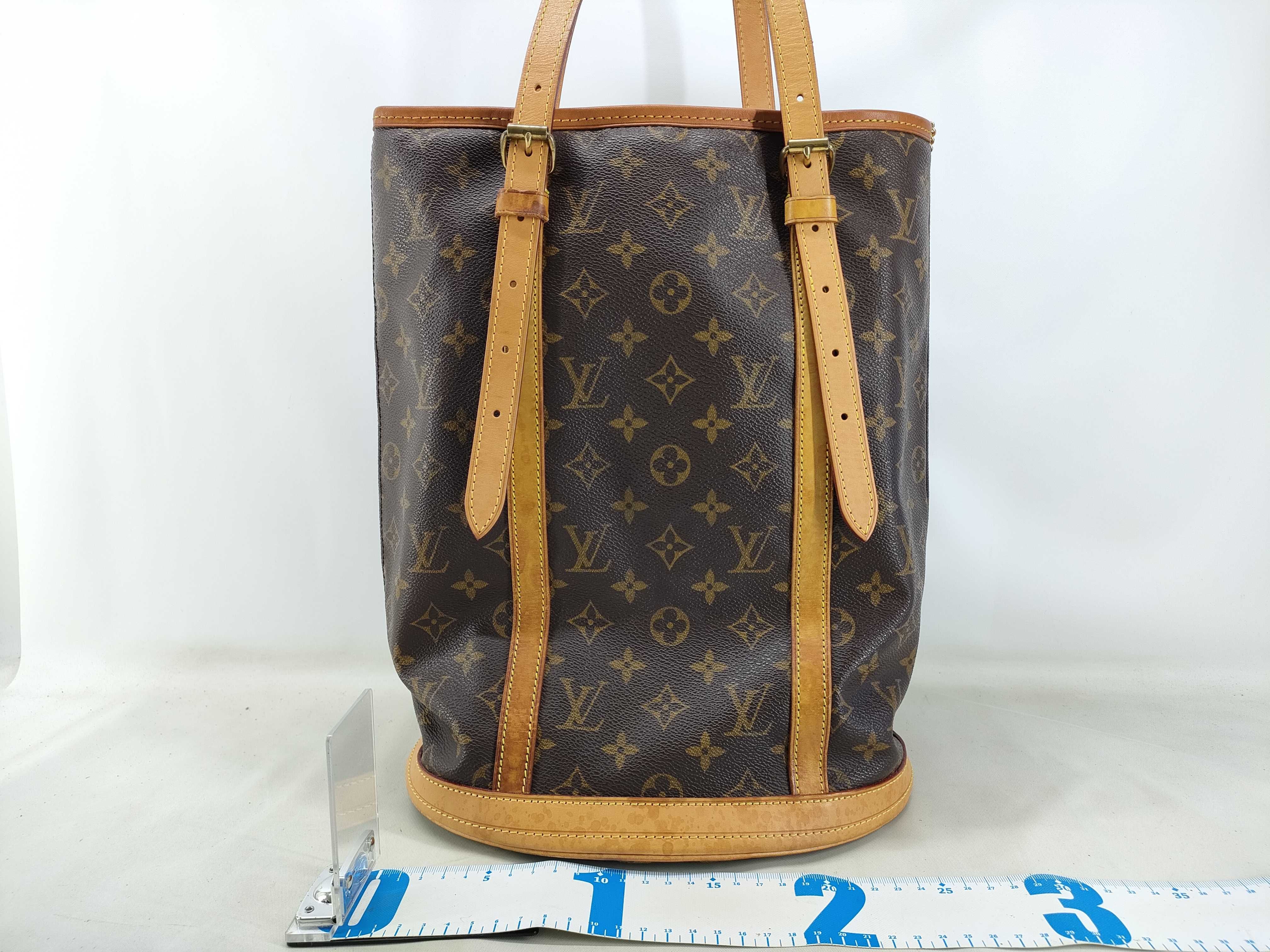 Monogram Bucket GM DK2192 Tote Bag — view 2