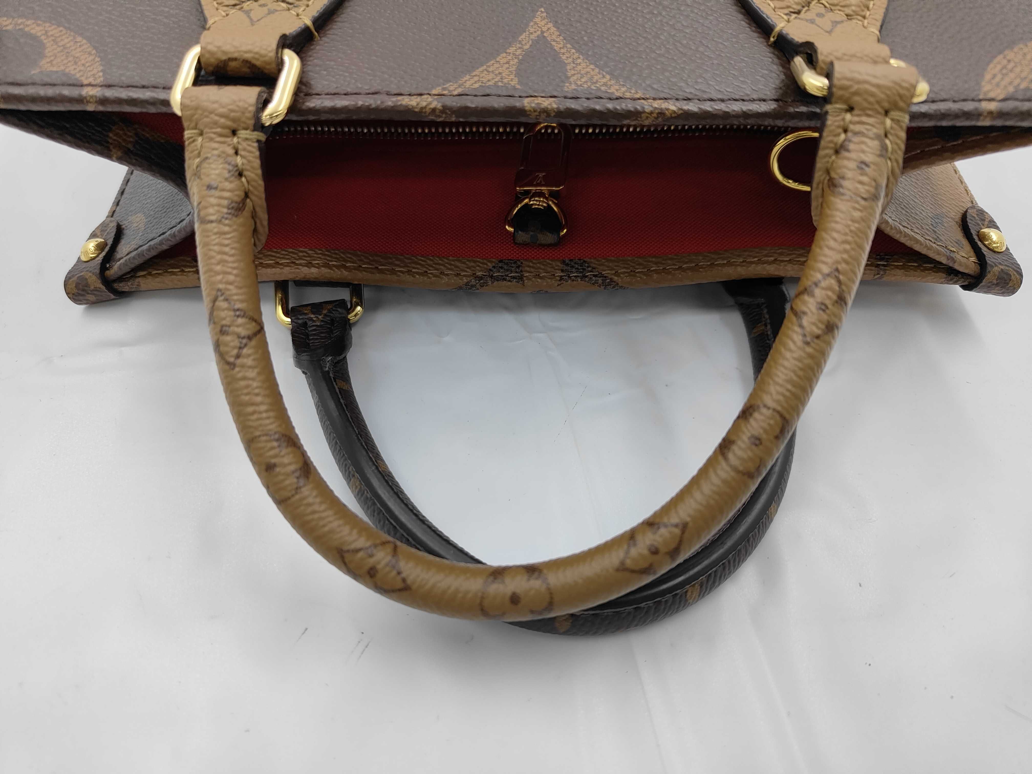 OnTheGo PM Monogram Giant Reverse Handbag Shoulder Bag — view 3