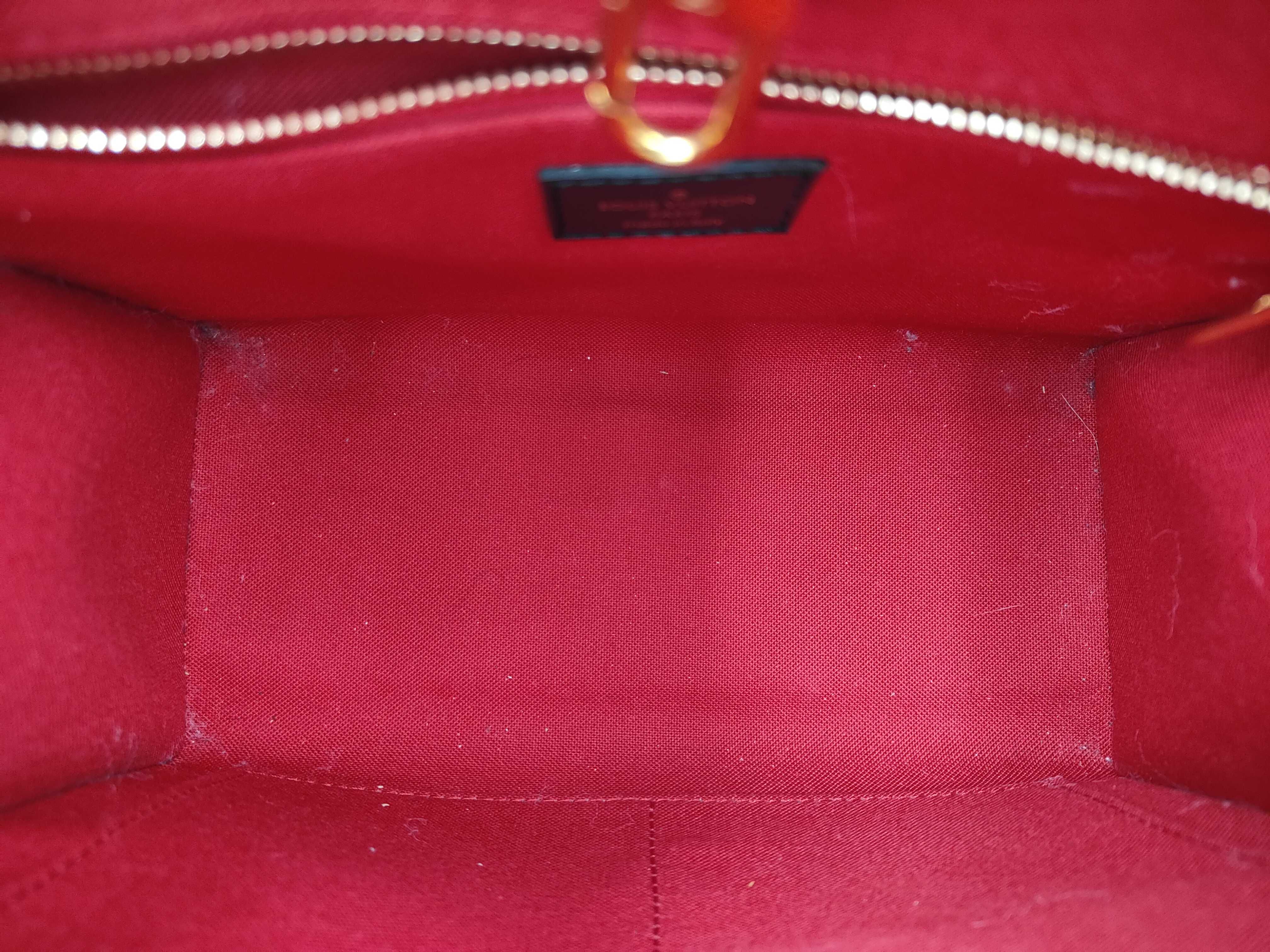 OnTheGo PM Monogram Giant Reverse Handbag Shoulder Bag — view 9