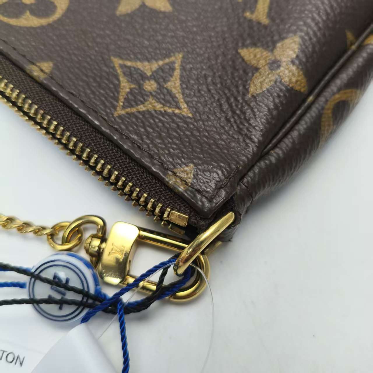 【*Shipped from: China*】LOUIS VUITTON PU Handbag — view 8