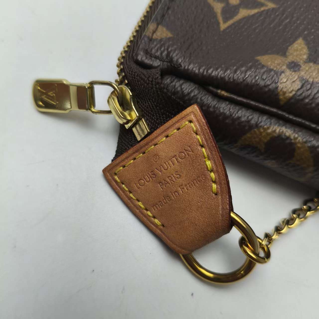 【*Shipped from: China*】LOUIS VUITTON PU Handbag — view 9