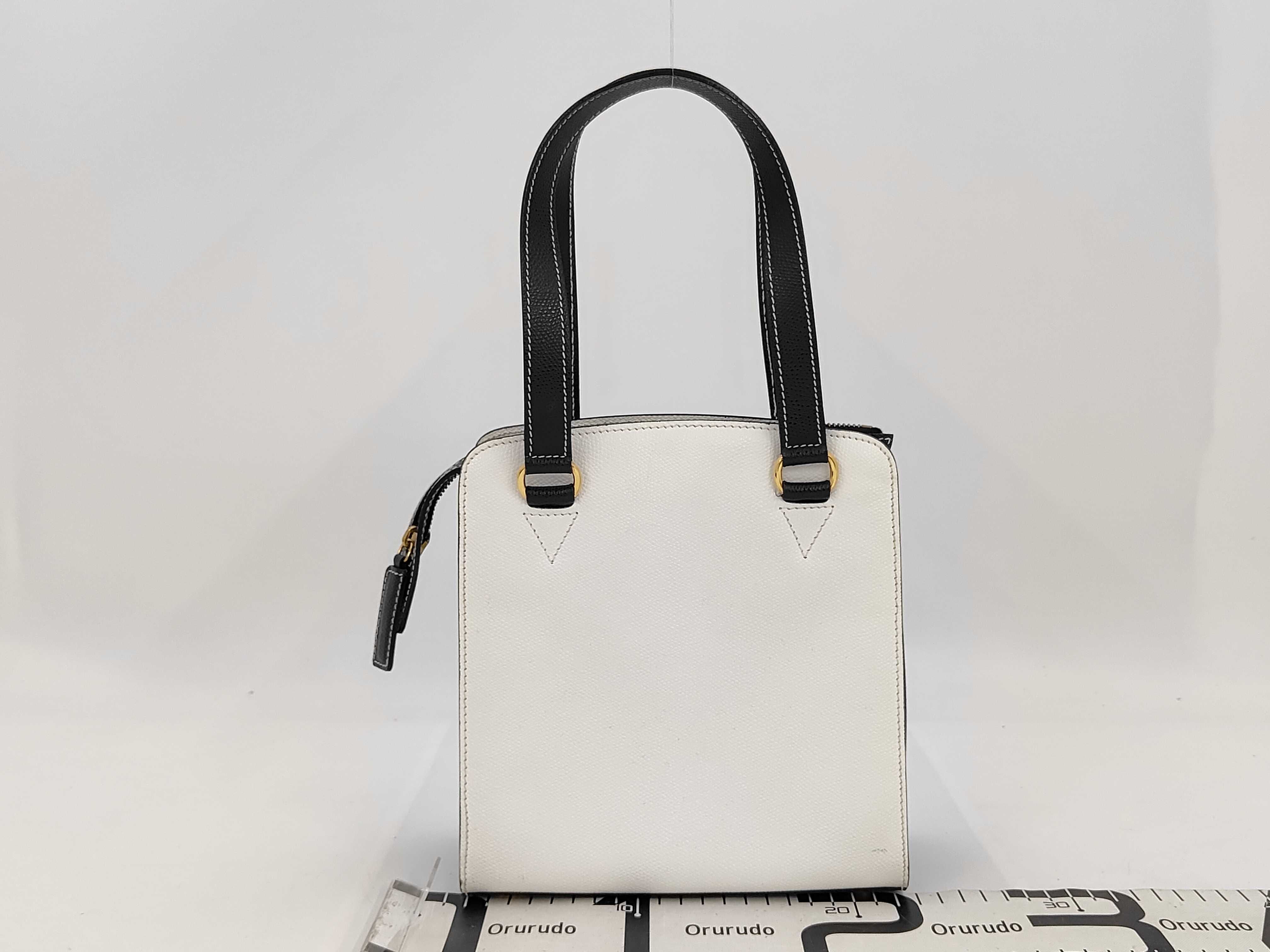 handbag — view 2
