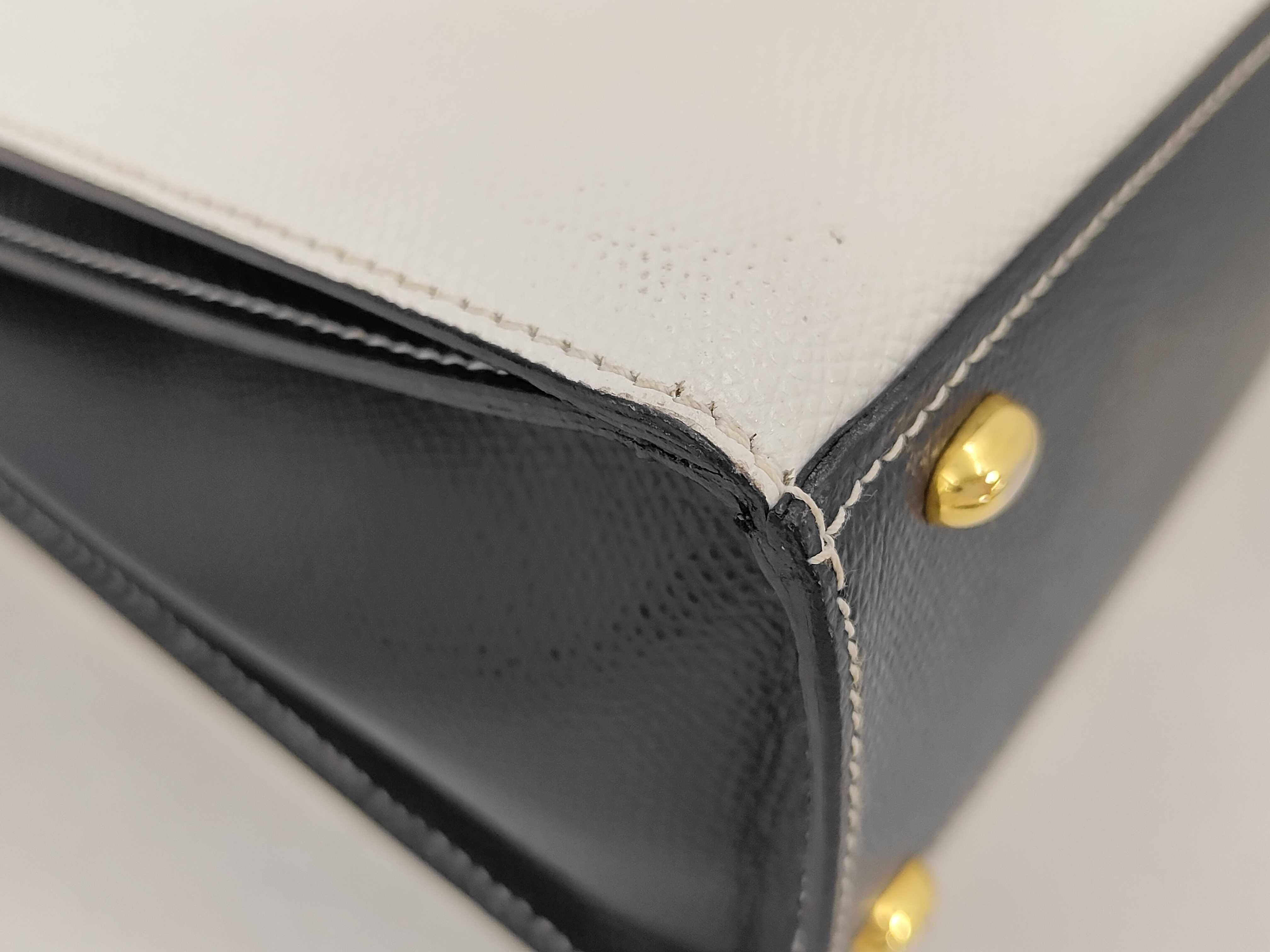 handbag — view 3