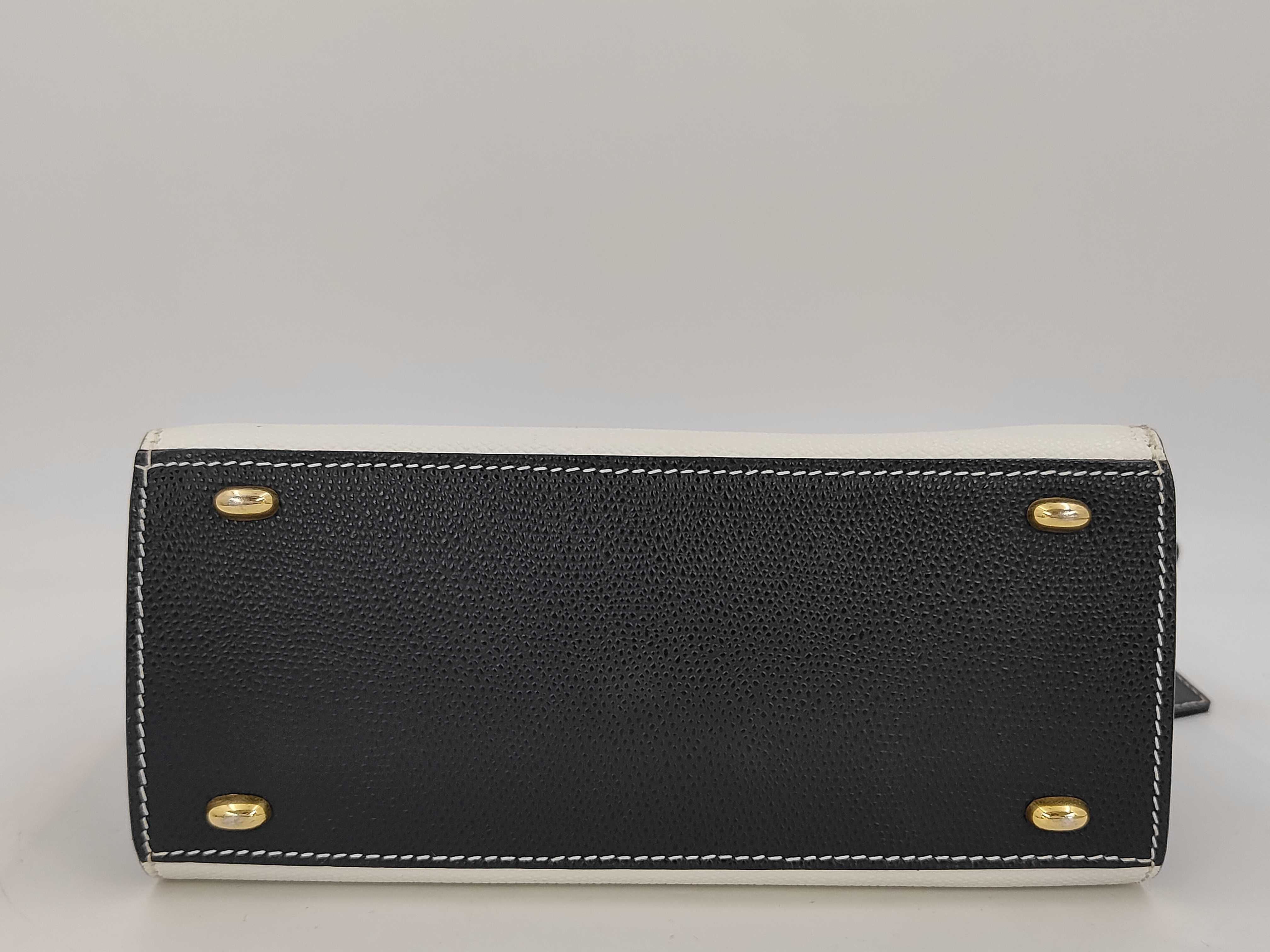 handbag — view 4