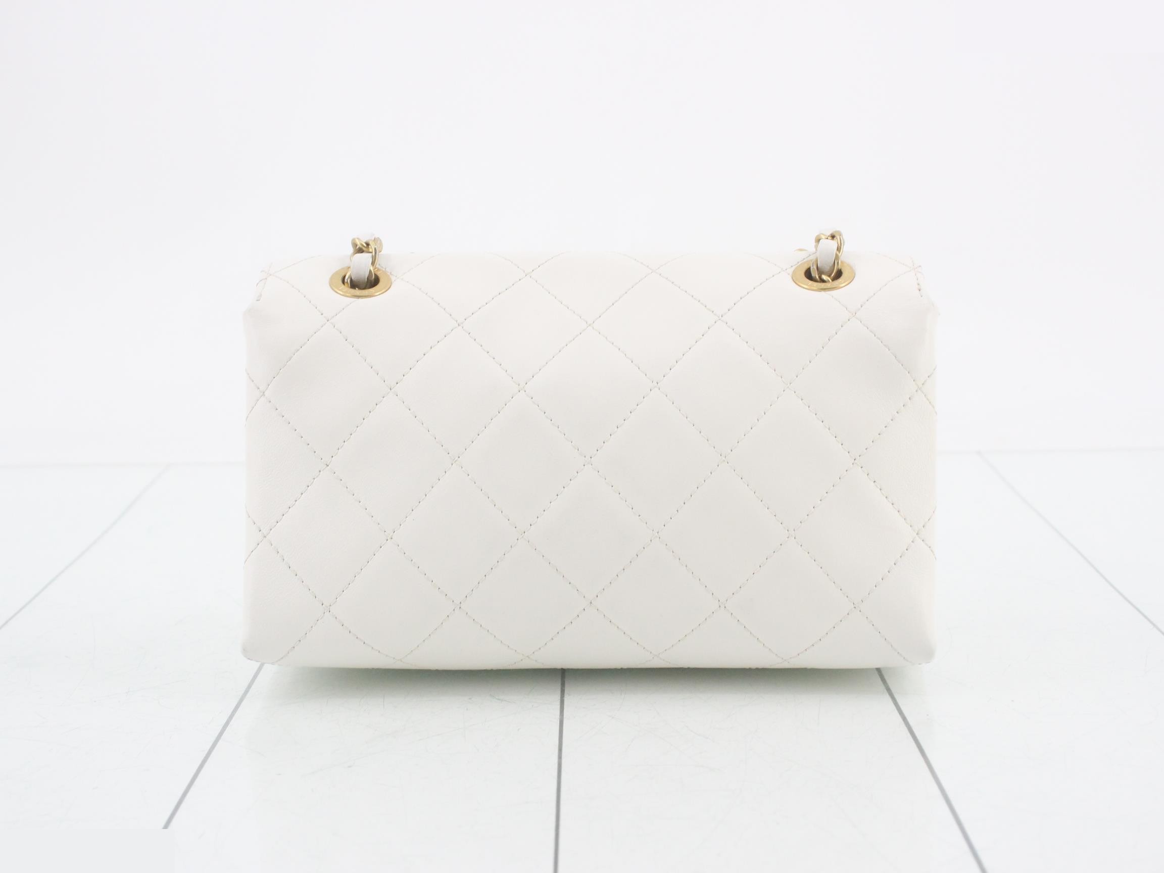 Leather, logo hardware, chain shoulder bag, white — view 2