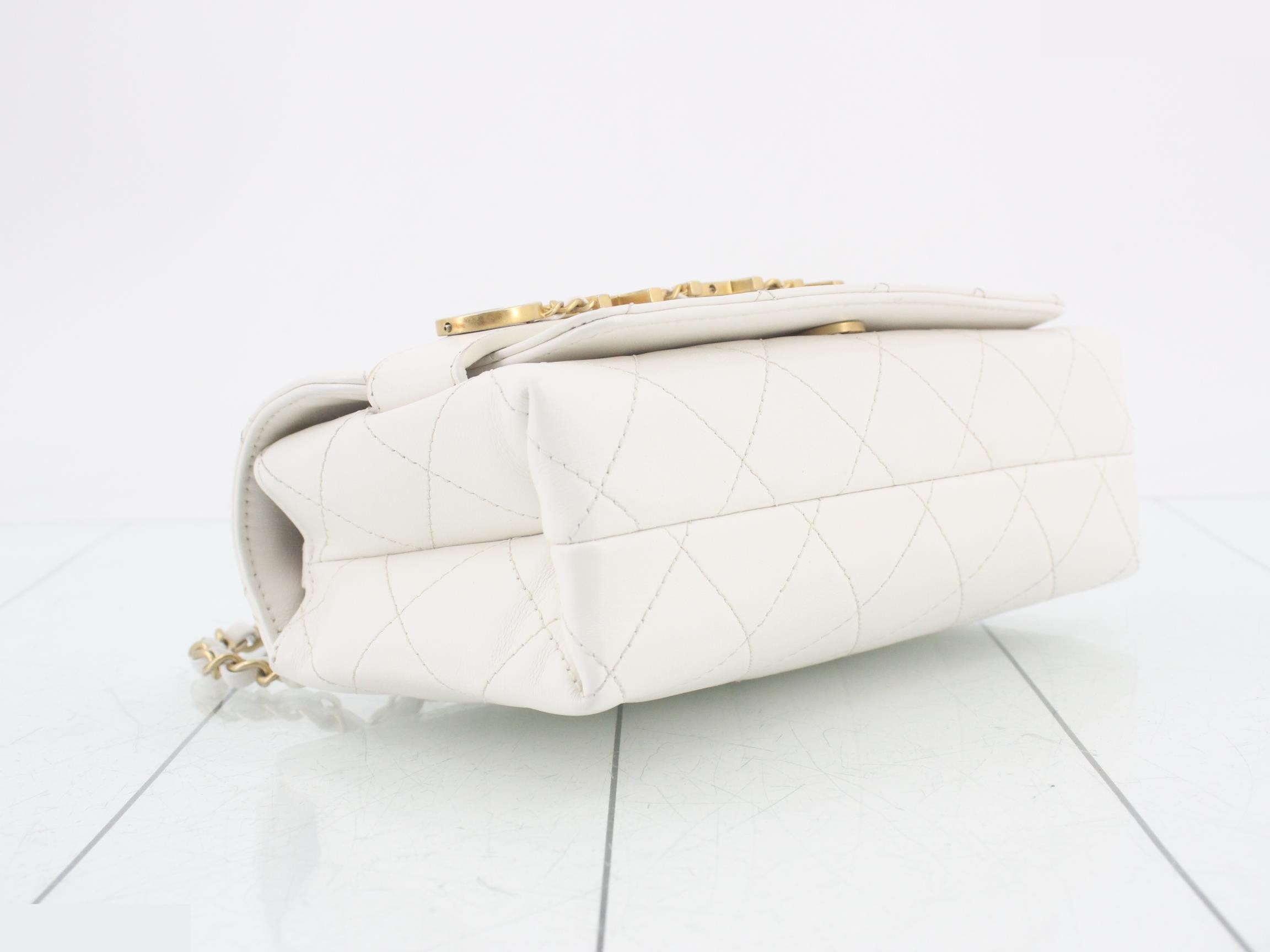 Leather, logo hardware, chain shoulder bag, white — view 5