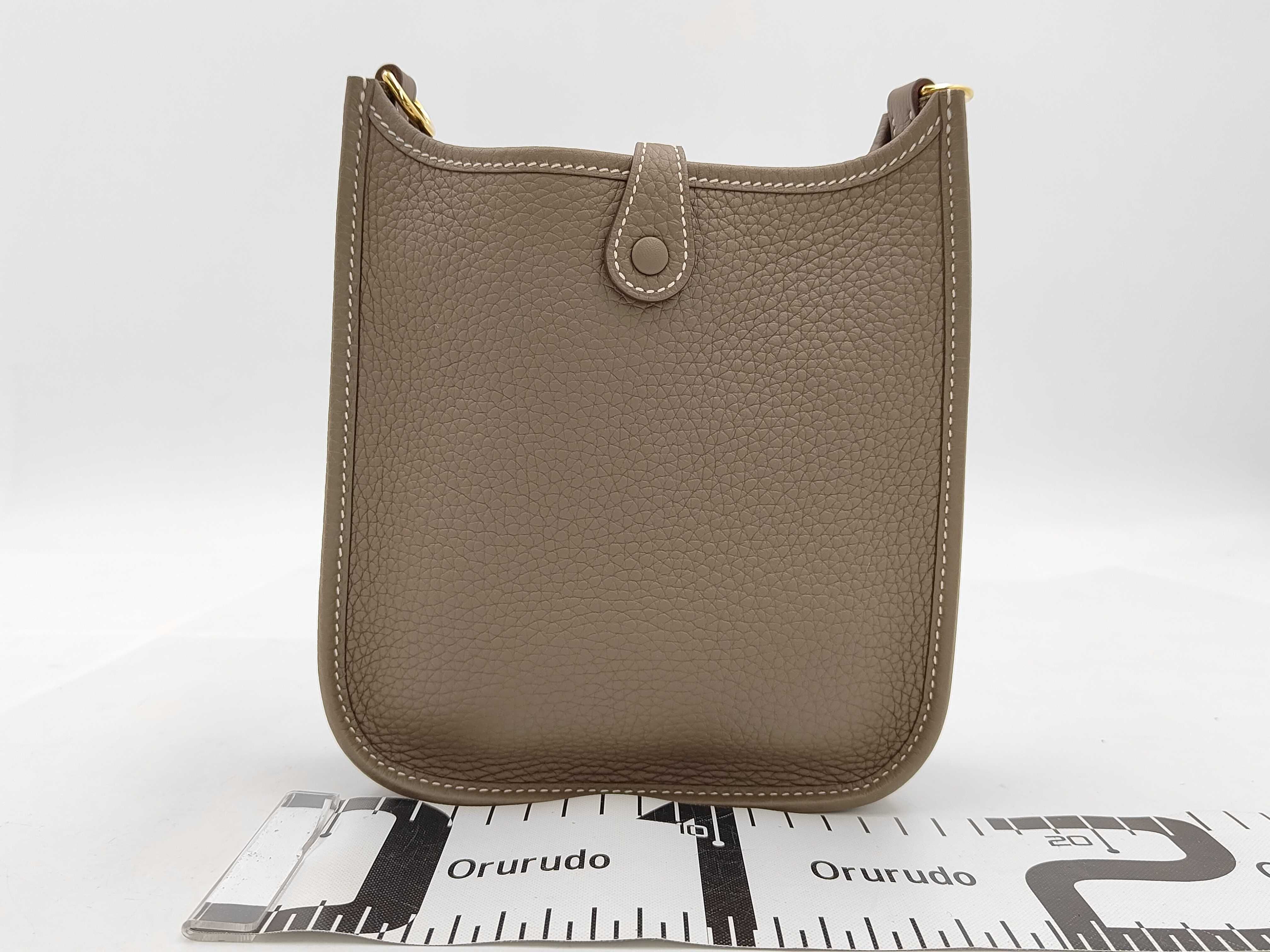 Evelyne 16 TPM Amazon Taurillon Etoupe GD Hardware K Stamp Shoulder Bag — view 2