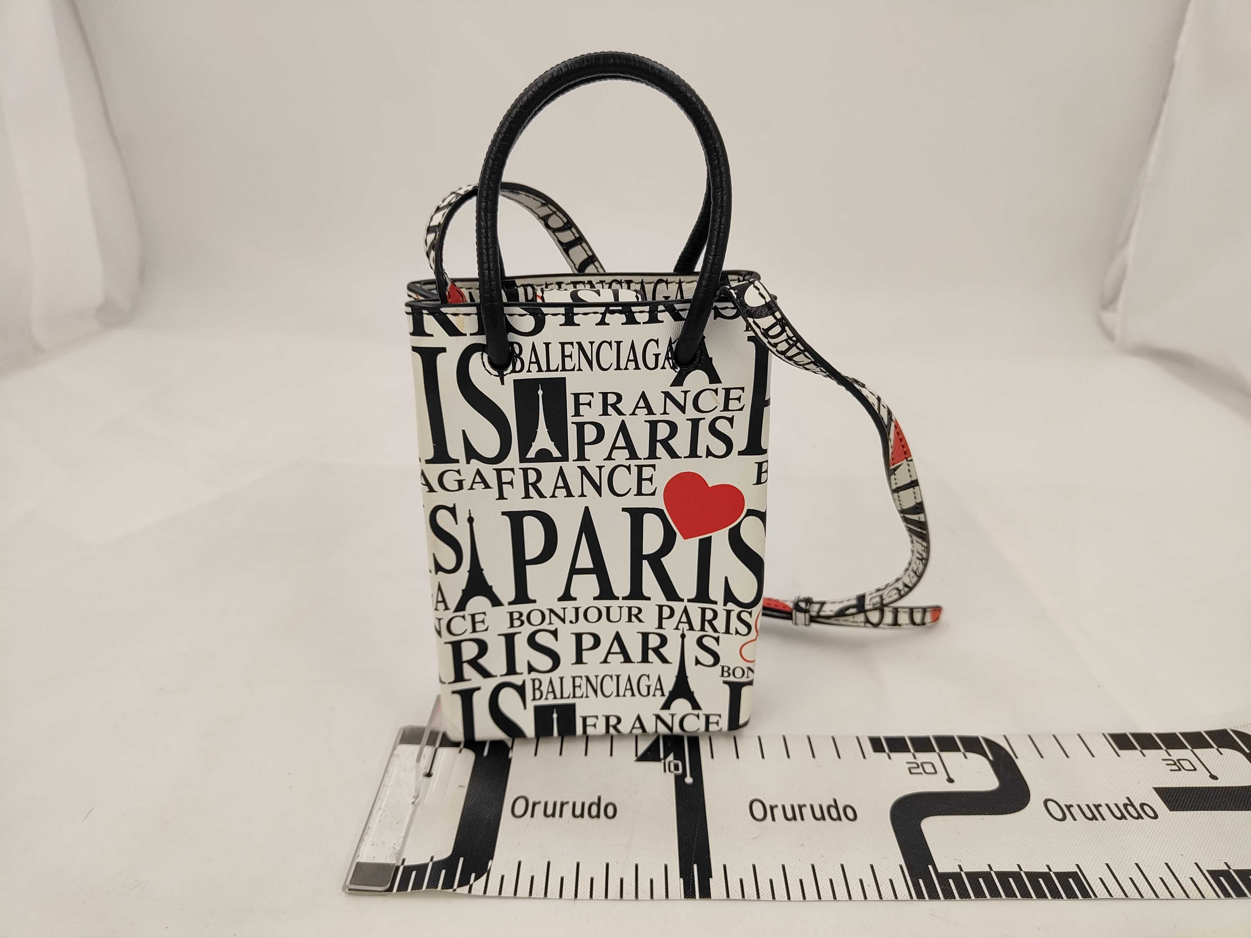 2-way Shoulder Bag Bonjour Paris Handbag Shoulder Bag — view 2