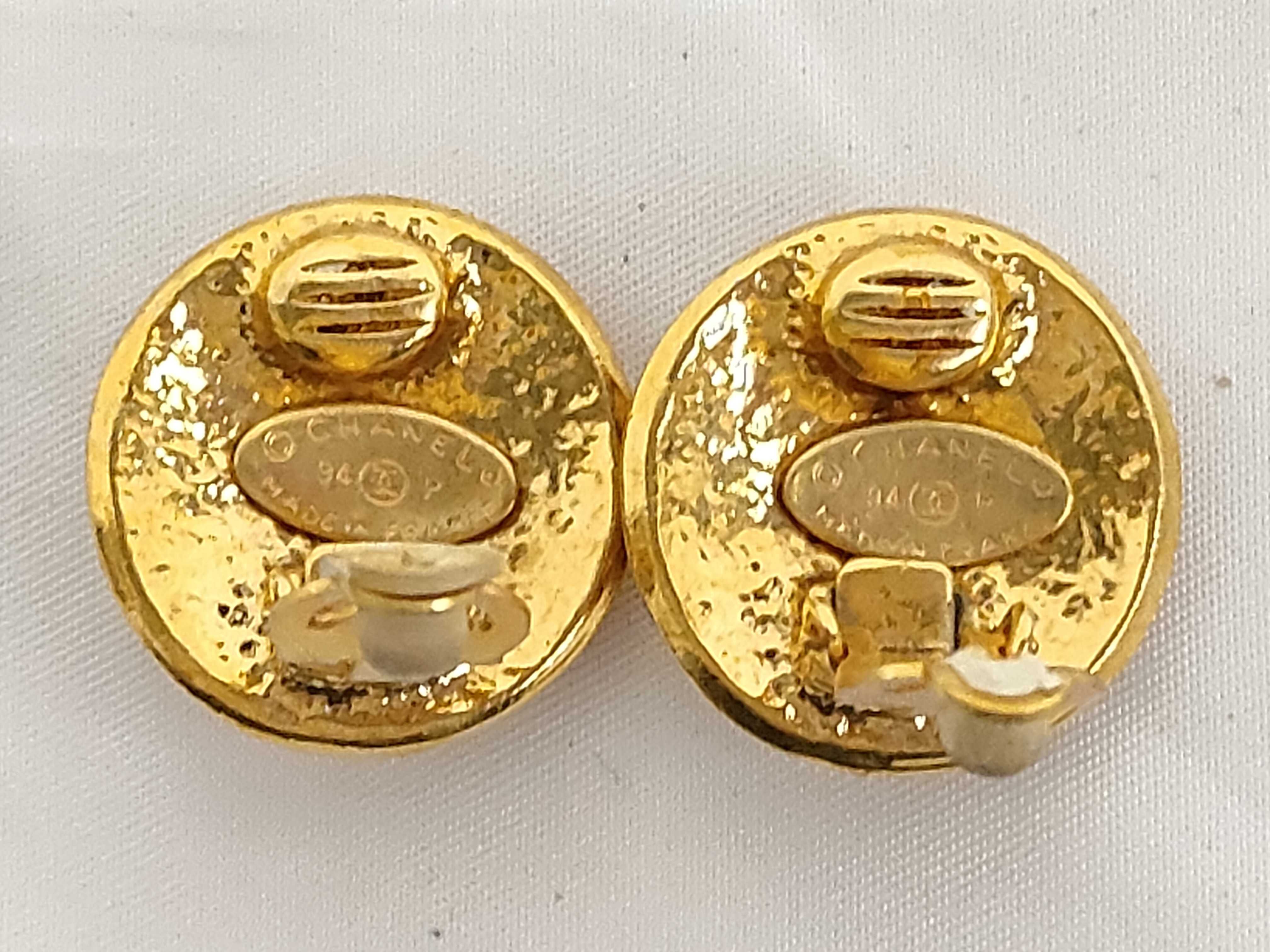 94P / Earrings — view 2