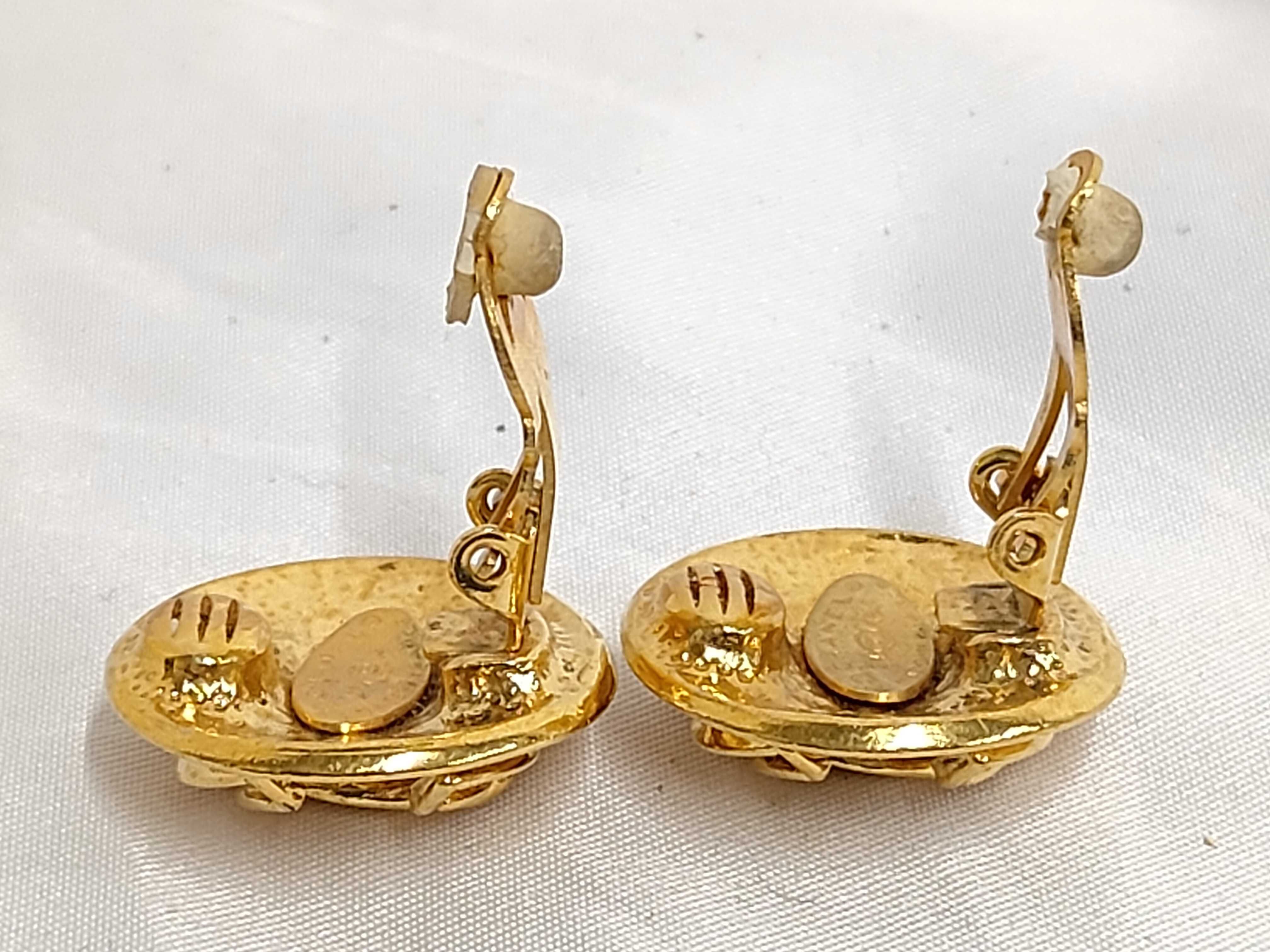 94P / Earrings — view 4