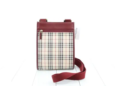 Other lines: Bags and shoulder bags