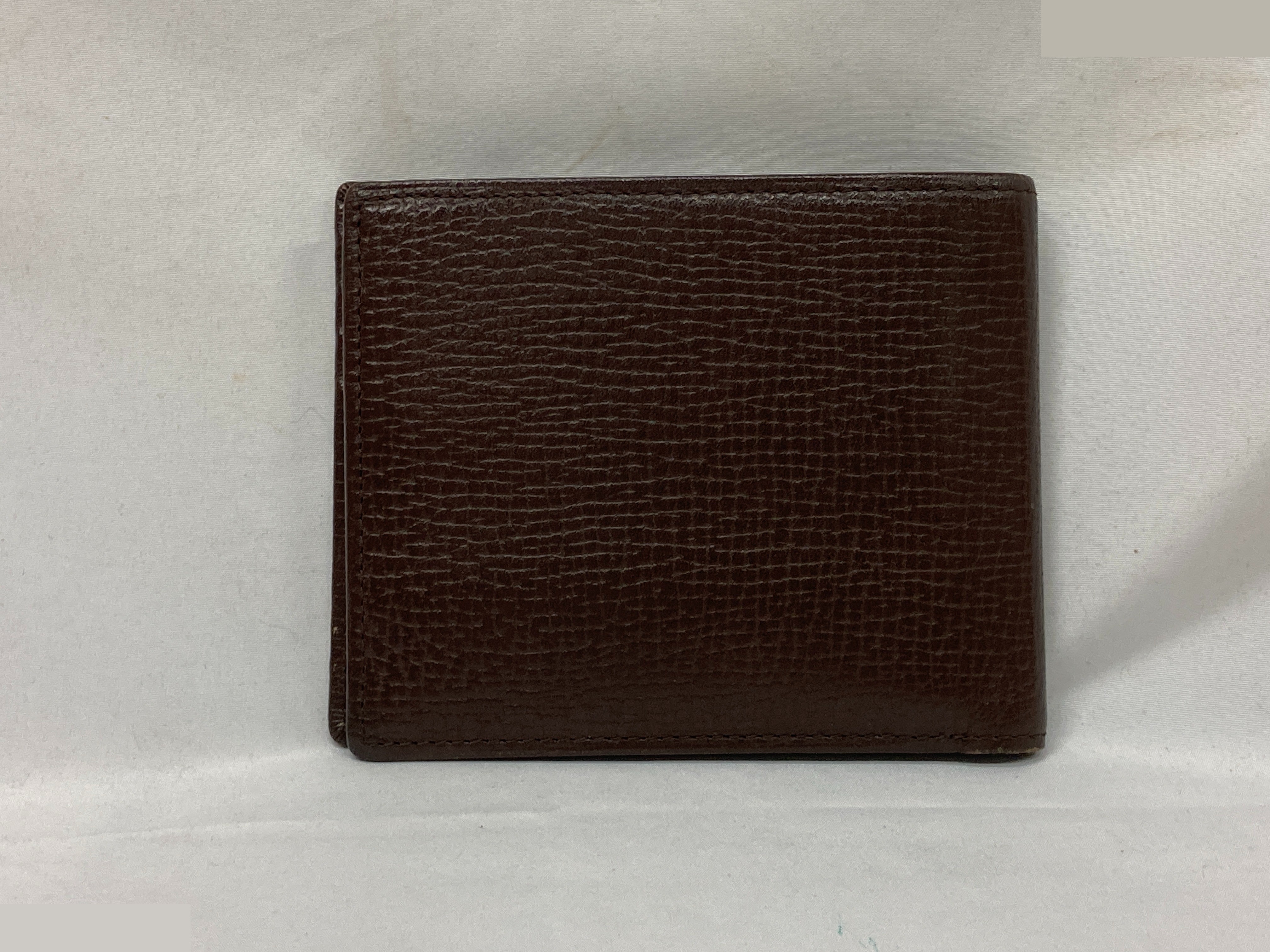 Bi-fold wallet — view 2