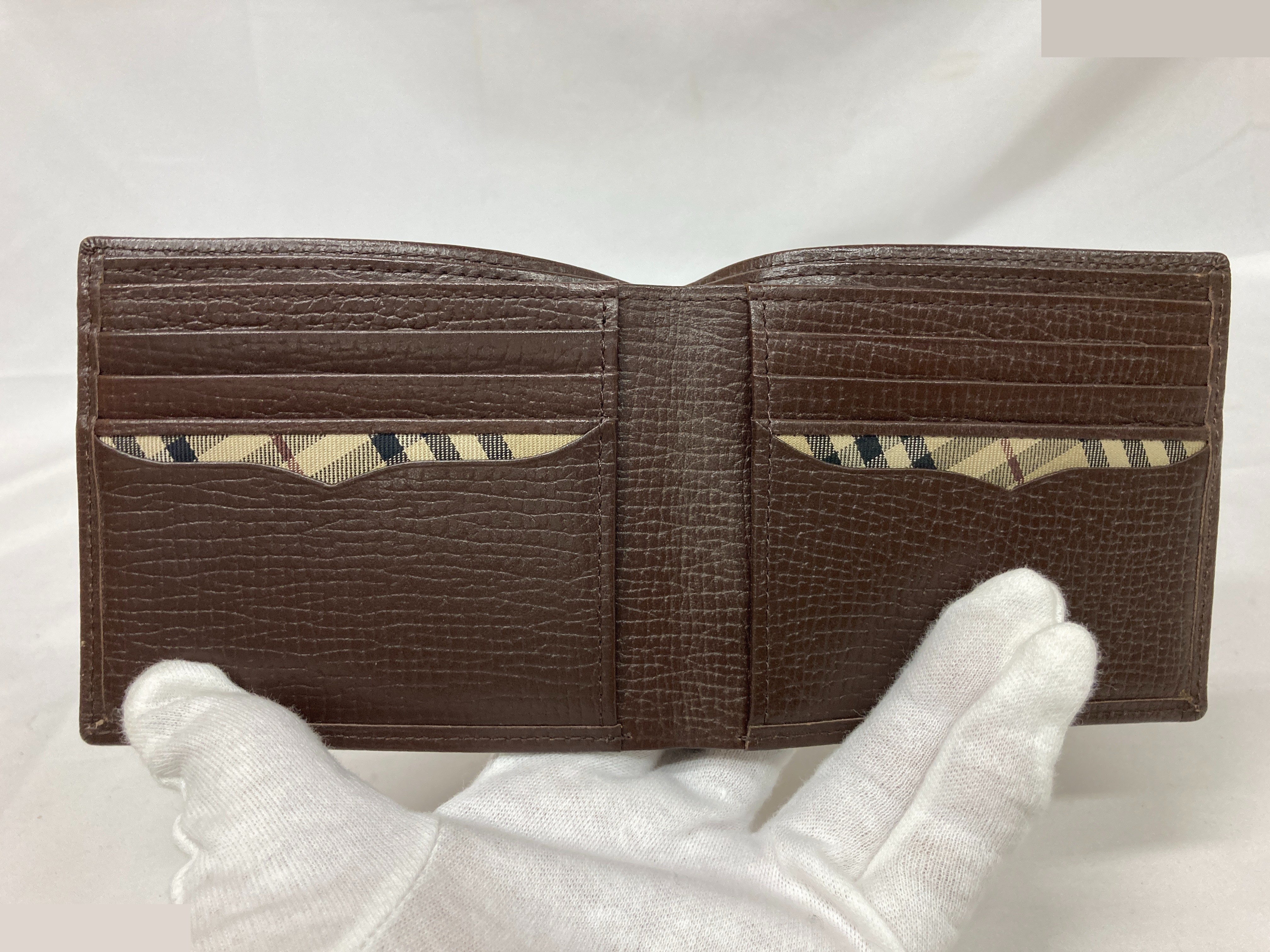 Bi-fold wallet — view 4