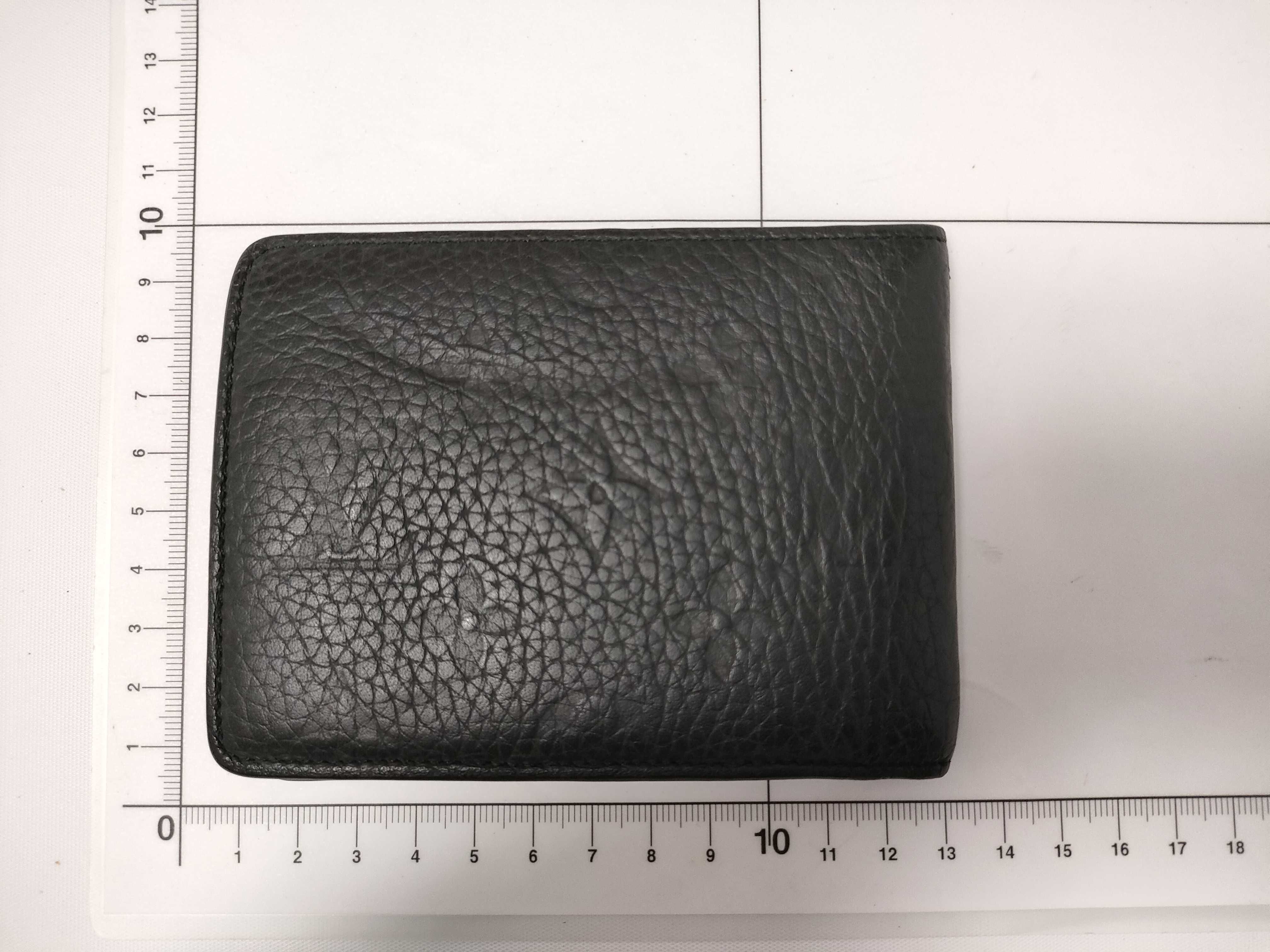 Monogram Empreinte Vuitton Taurillon Portefeuille Multiple Noir M82072? IC card detected. Wallet. — view 2