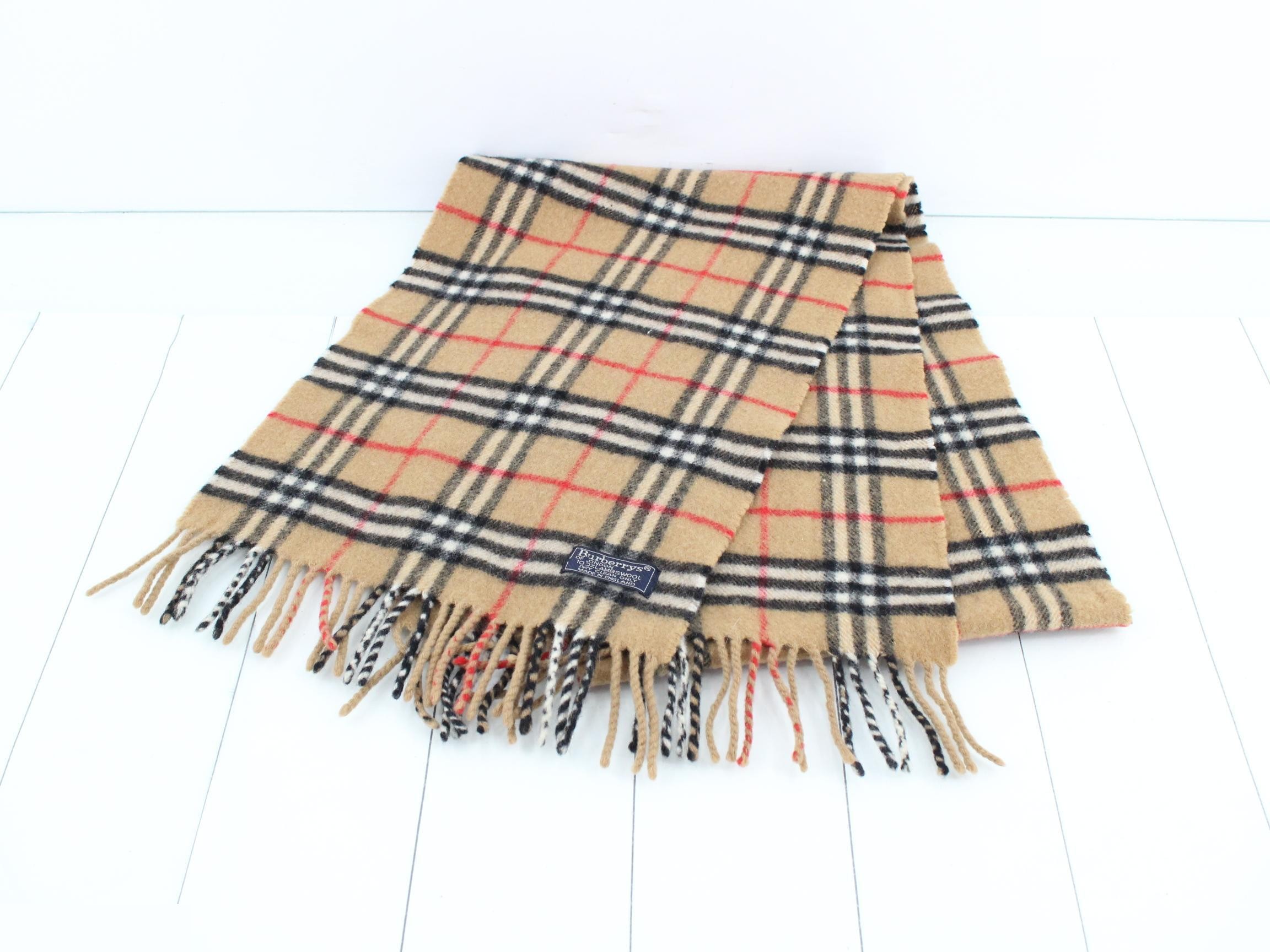 Other lines: Small items, accessories, and scarves — view 2