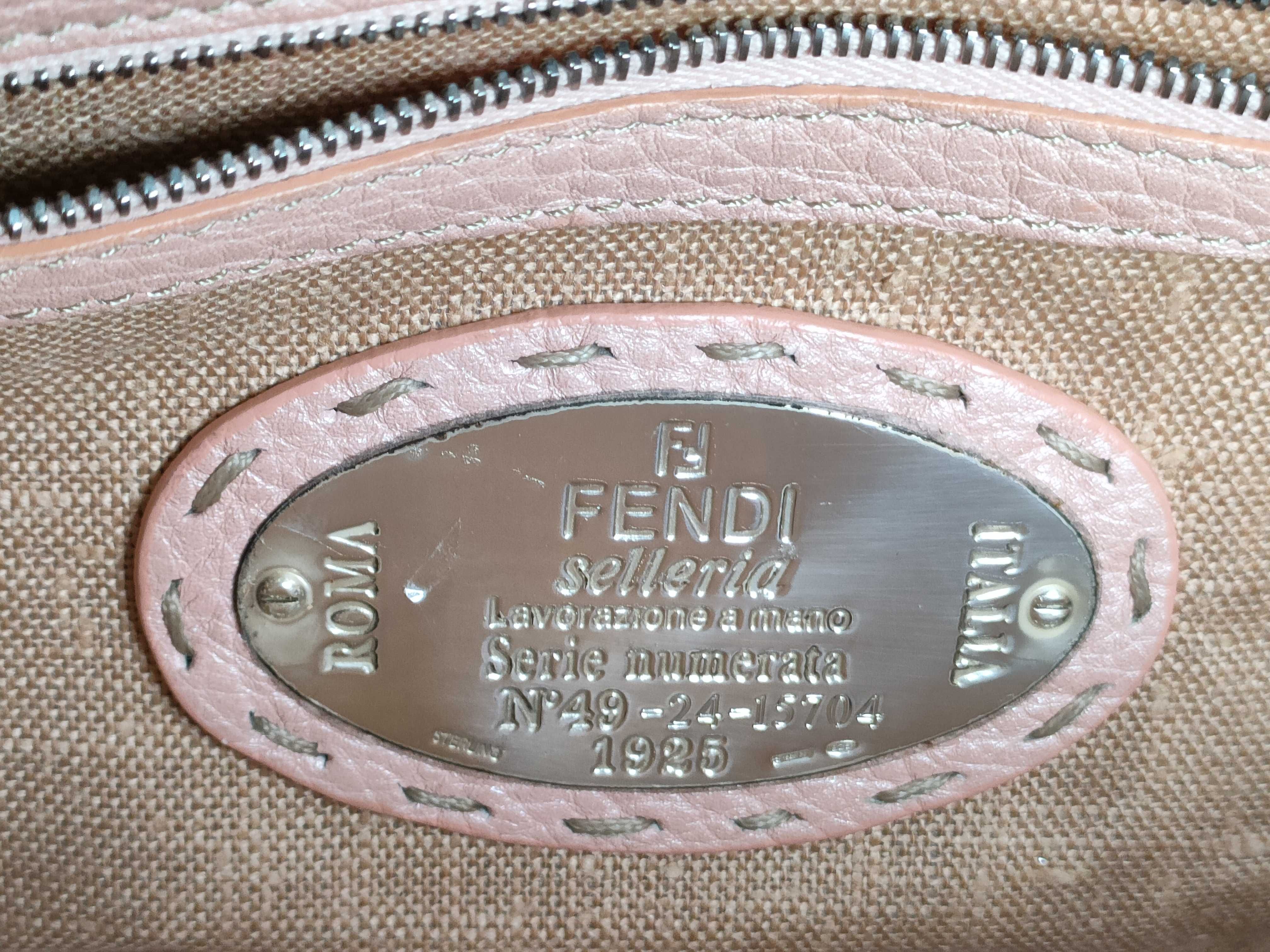 Mamma Fendi Selleria Mamma Bucket Shoulder Bag — view 14