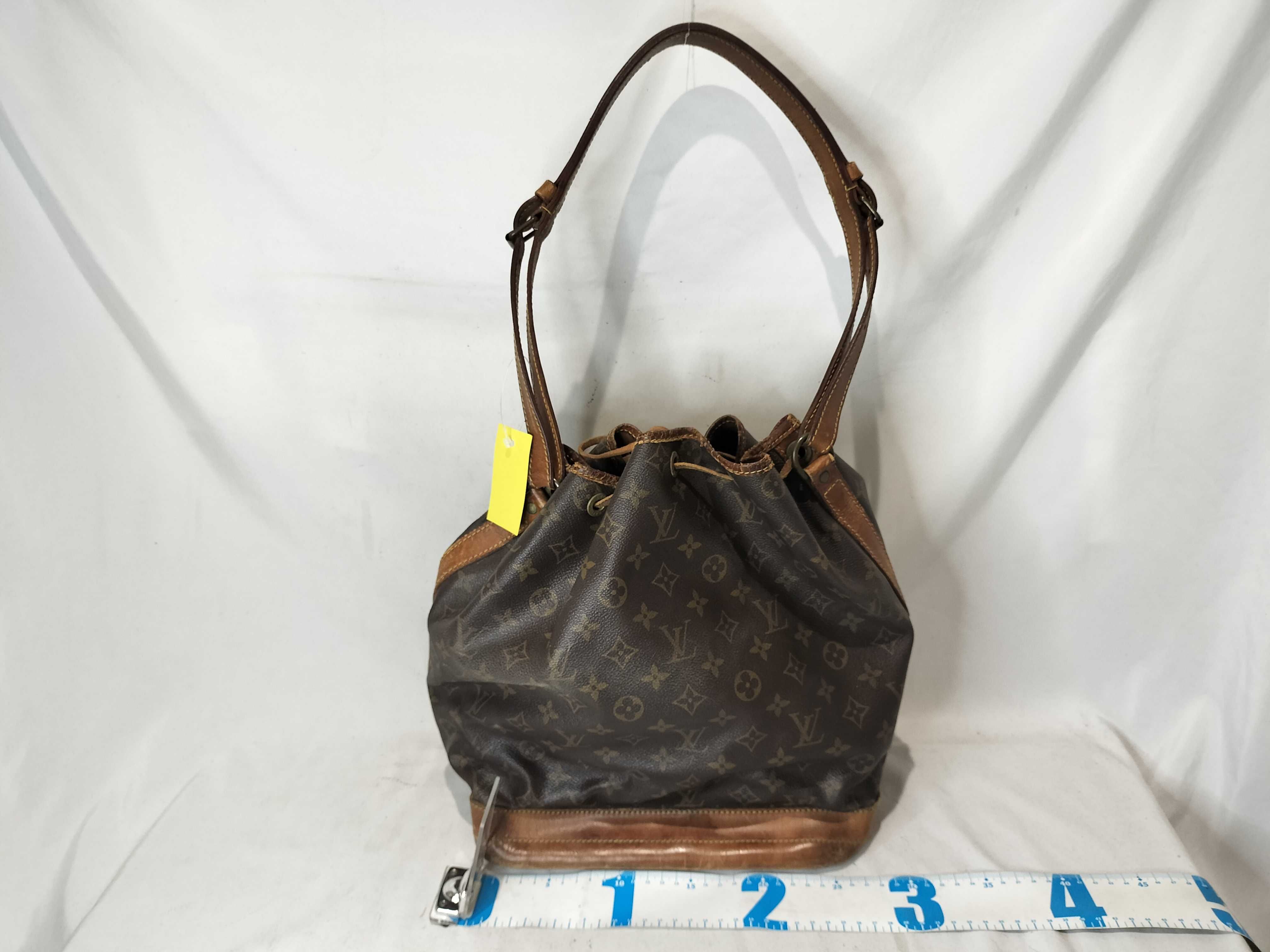 Monogram Vuitton Noe Shoulder Bag (Junk Item / No Tag) — view 2