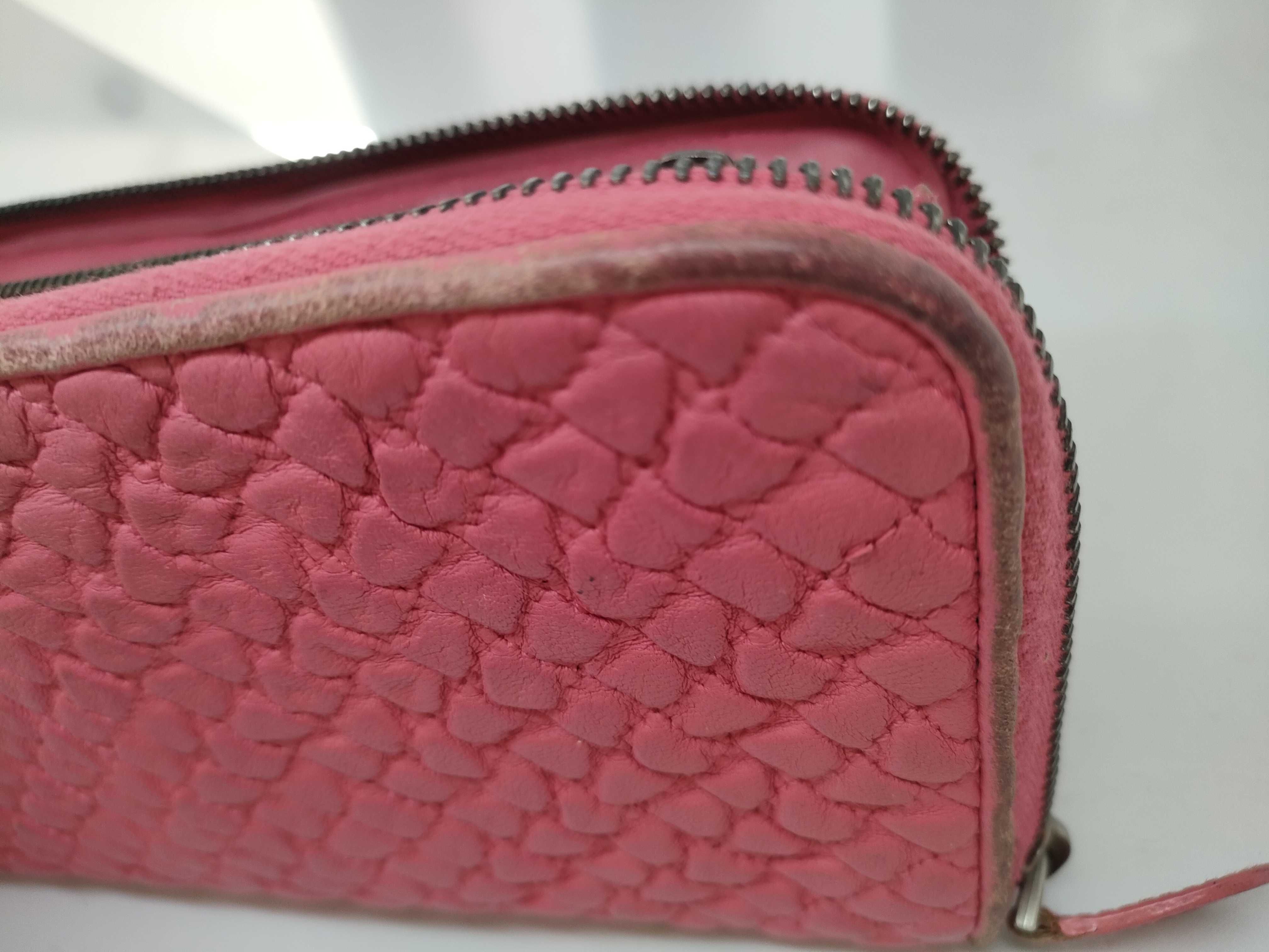 Quilted Pink Round Zip Wallet — view 13