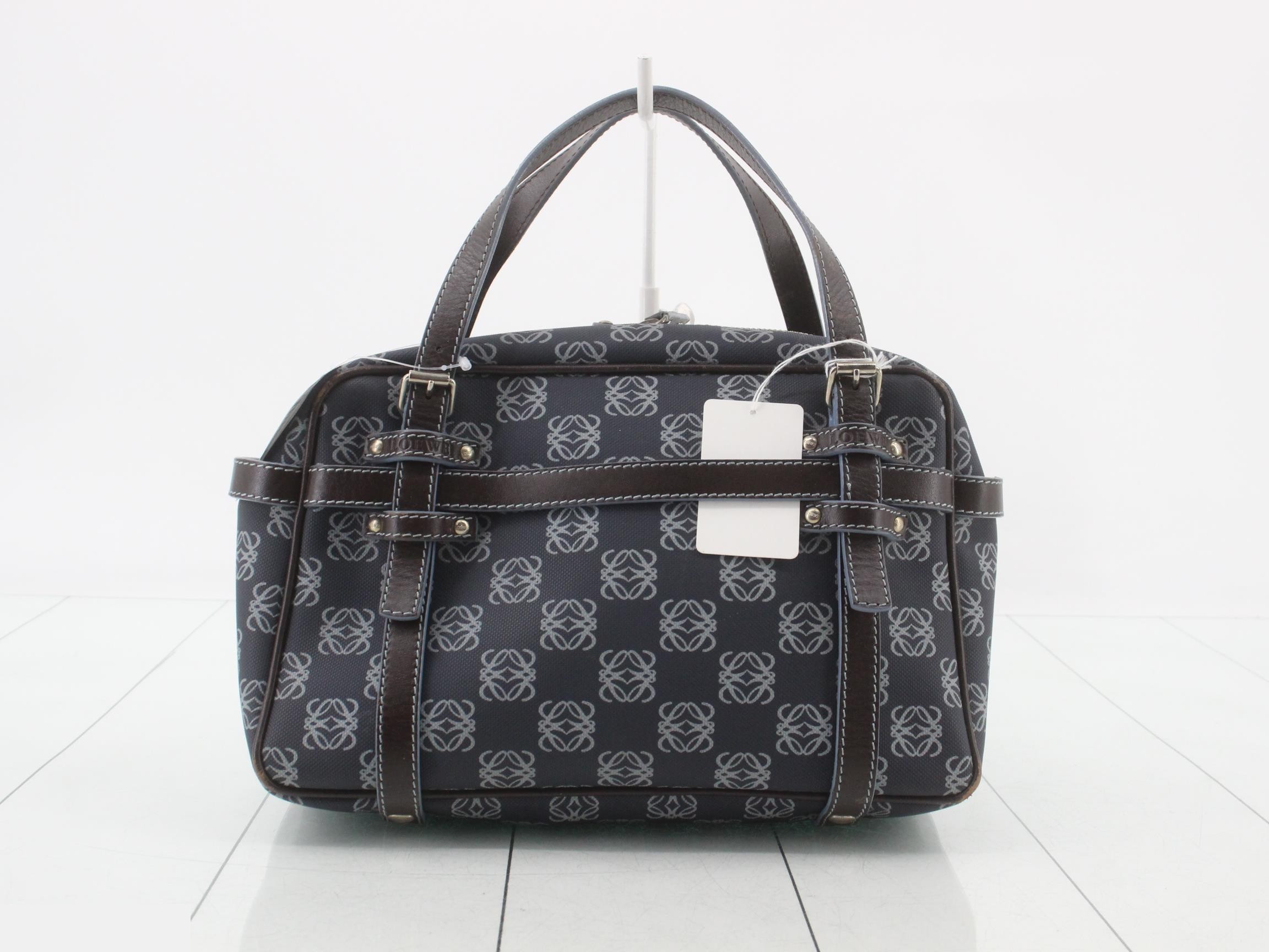 Anagram handbag — view 2