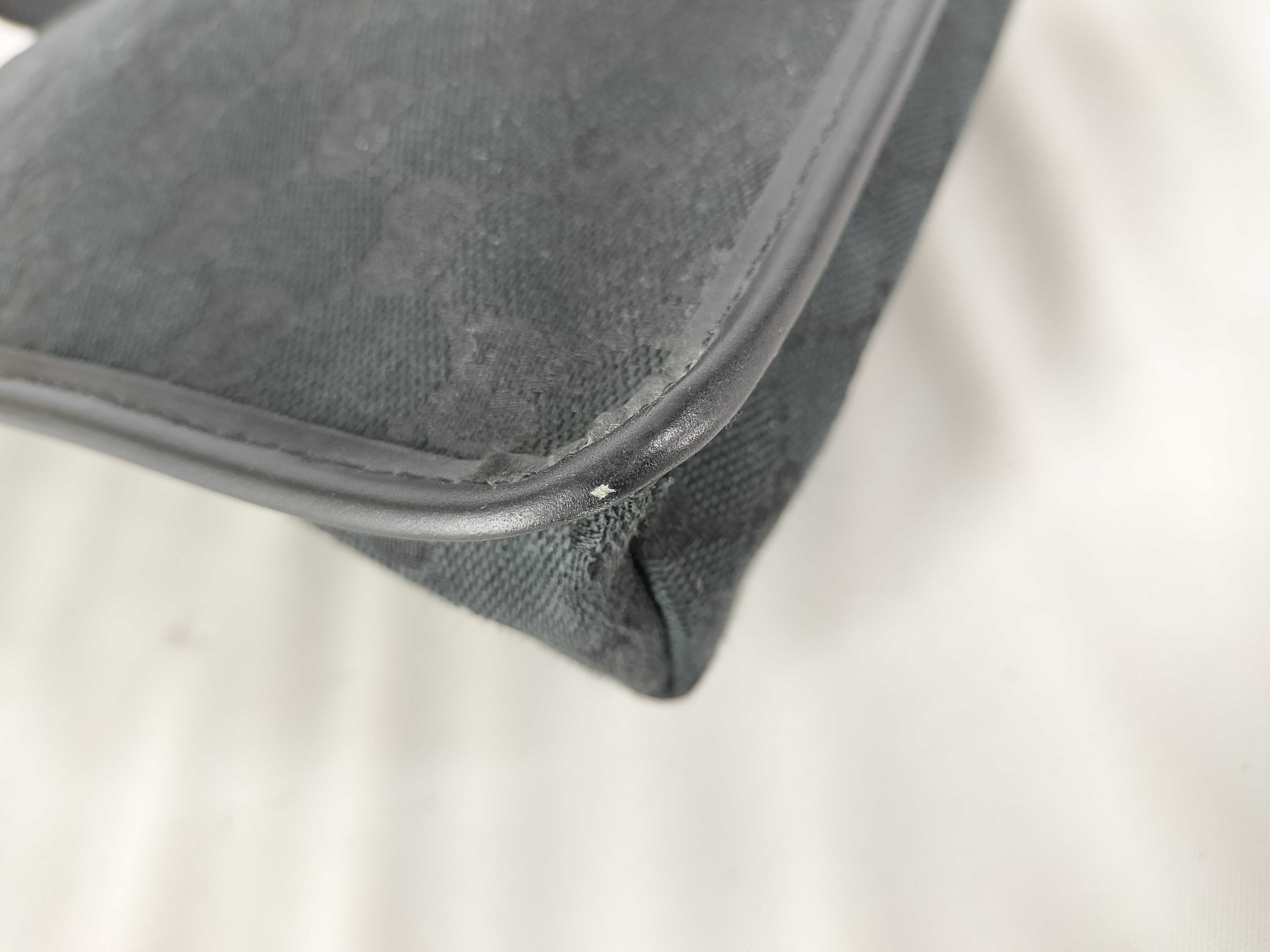 GG Canvas 92562 Shoulder Bag — view 3