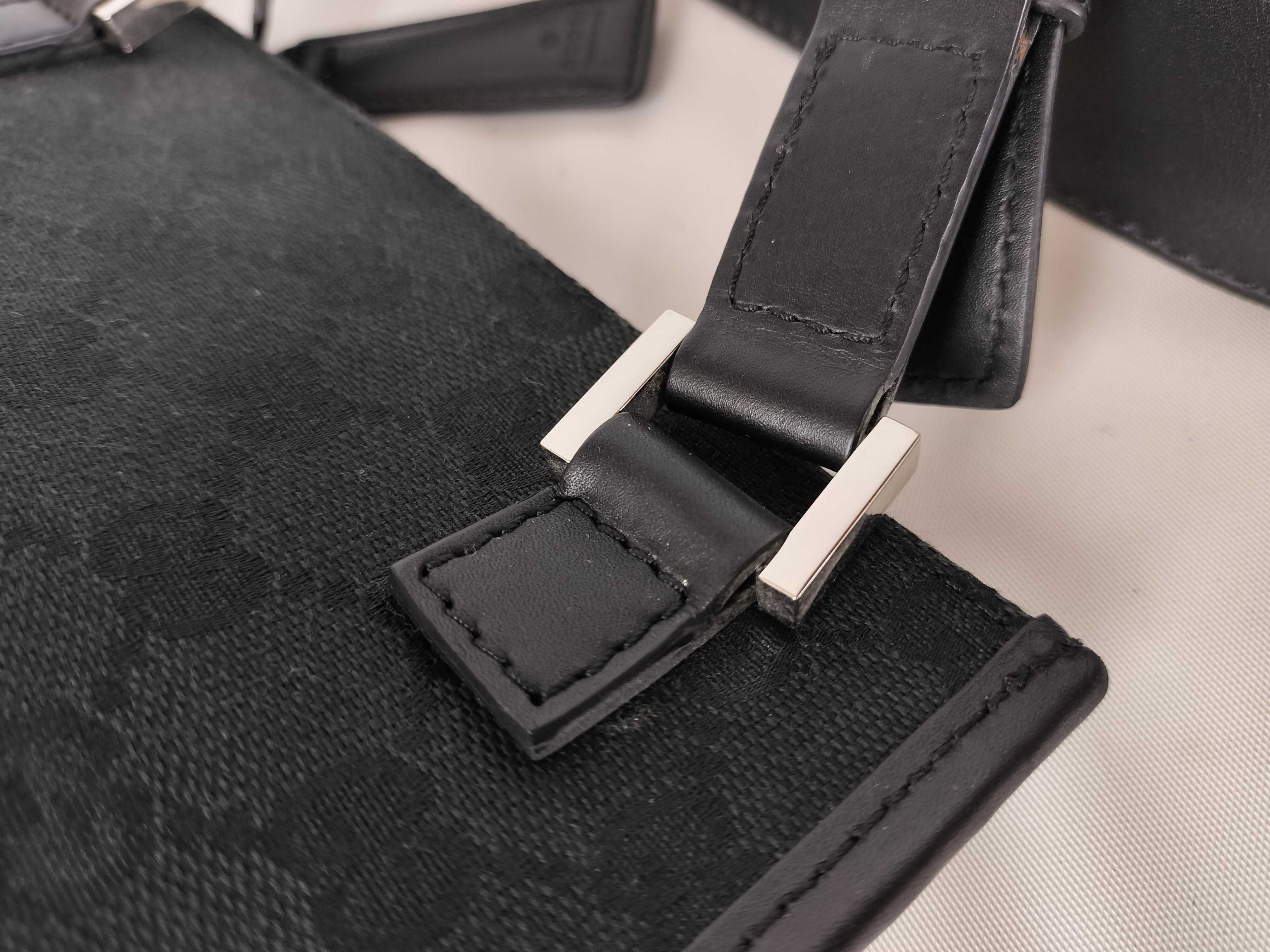 GG Canvas 92562 Shoulder Bag — view 5